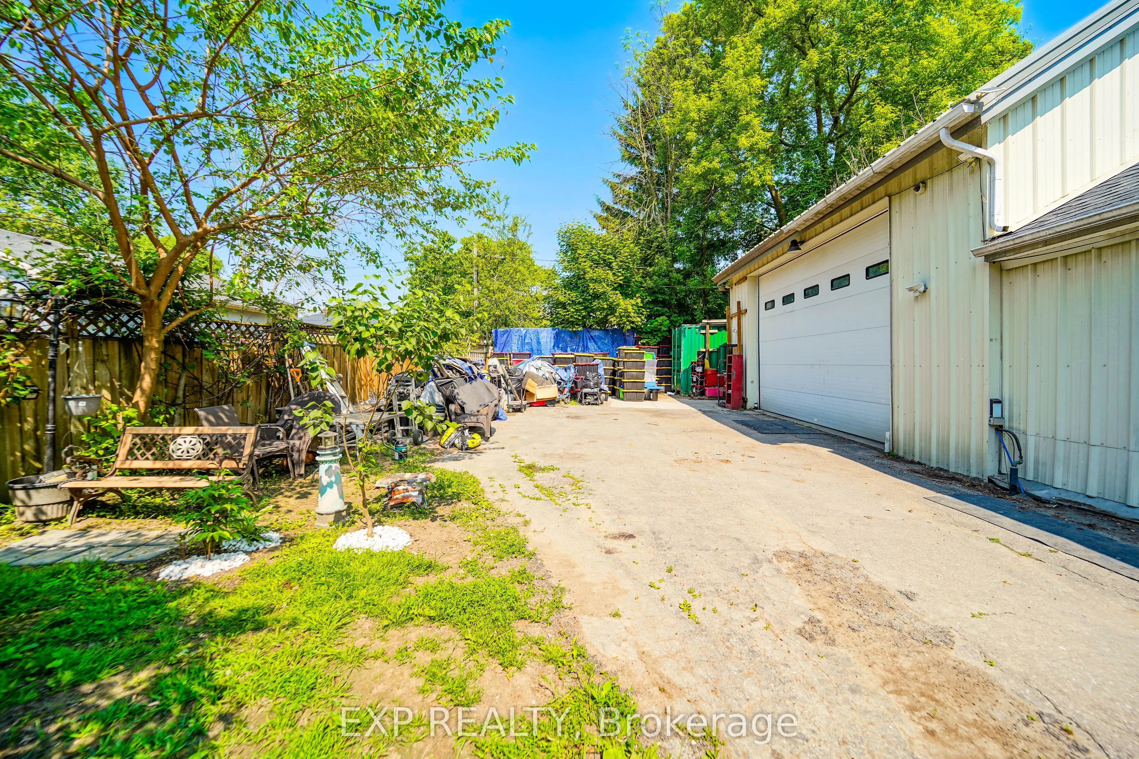 1331 St. James Avenue