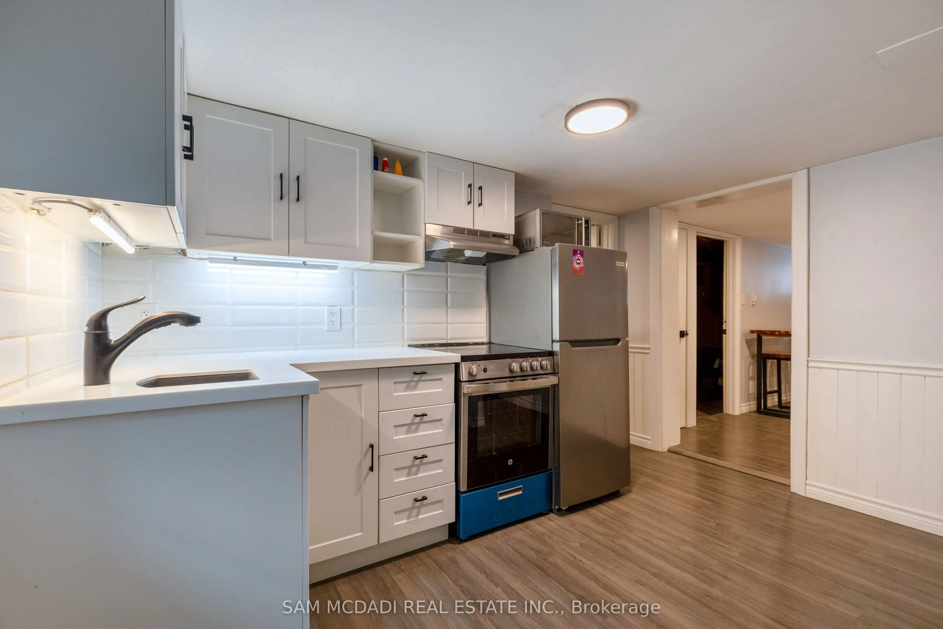 2177 Lakeshore Road