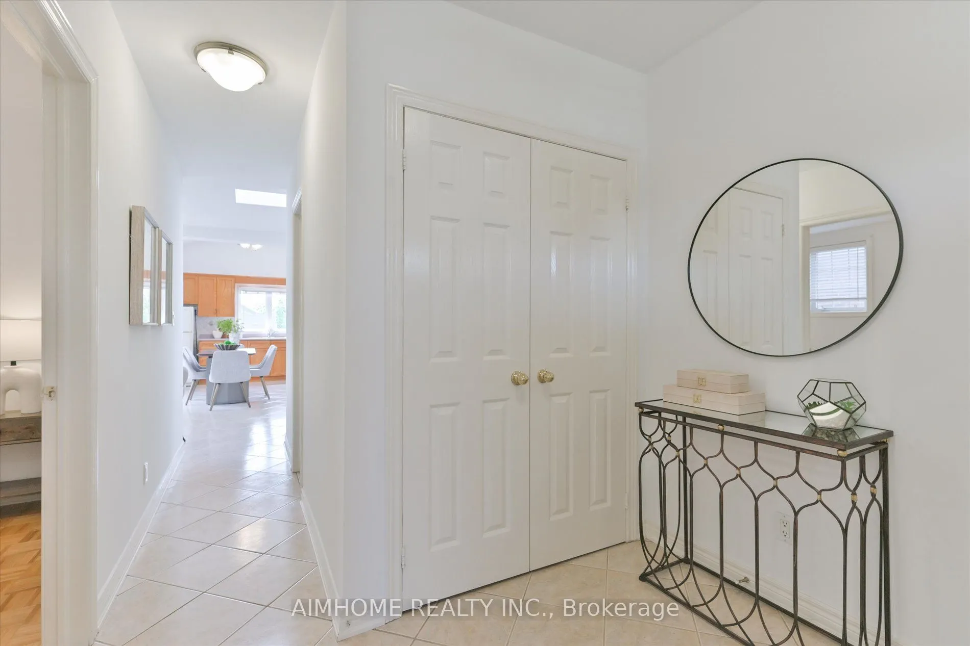 382 Blackthorn Avenue