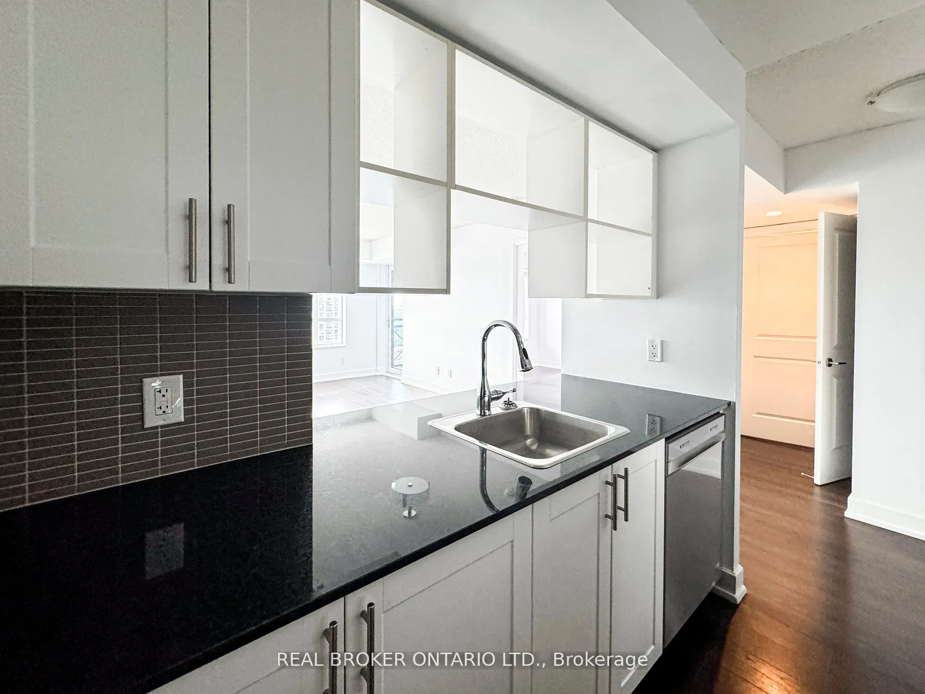 2 Eva Road, #1725