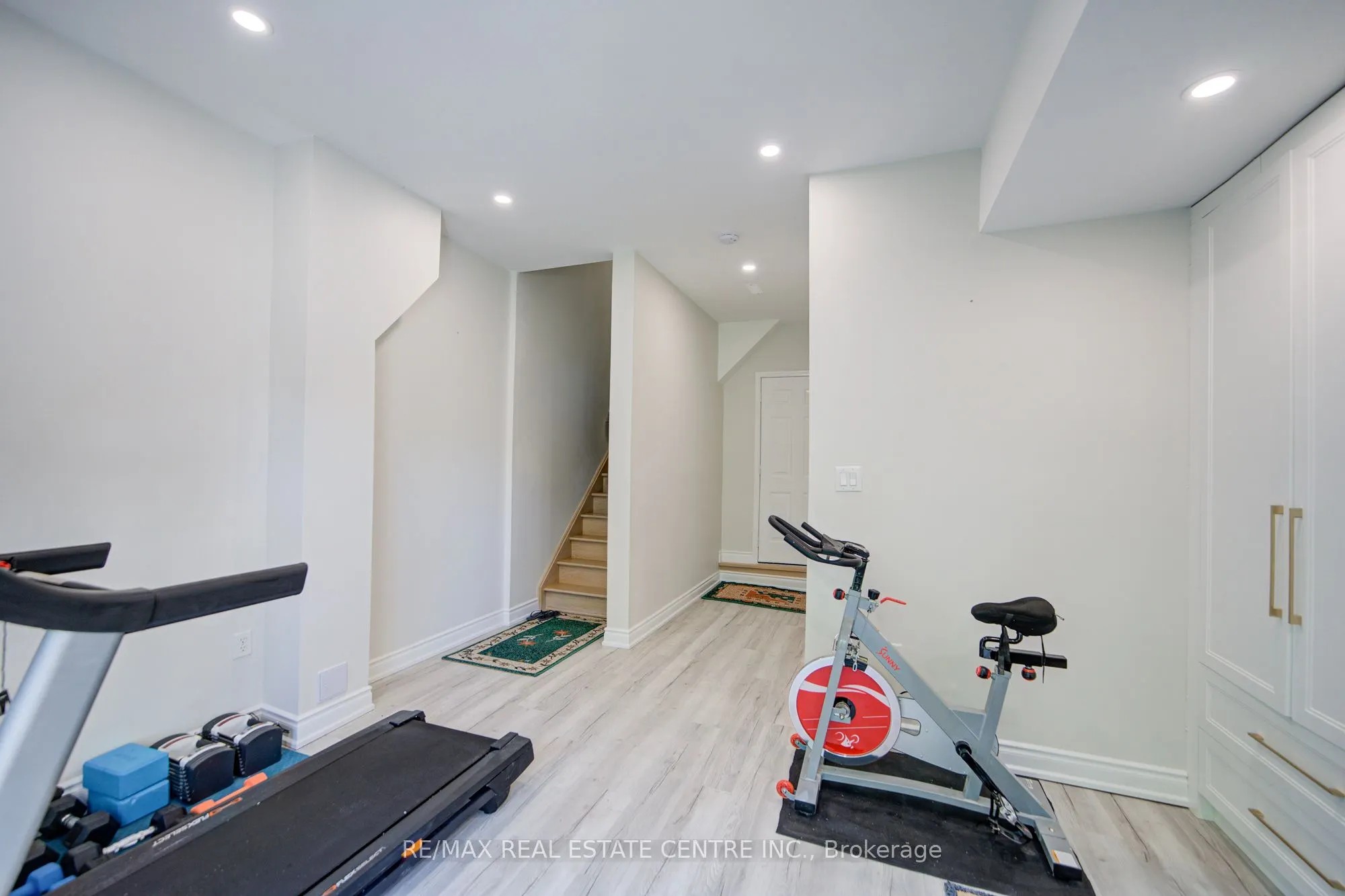 280 Hillcrest Avenue, #19