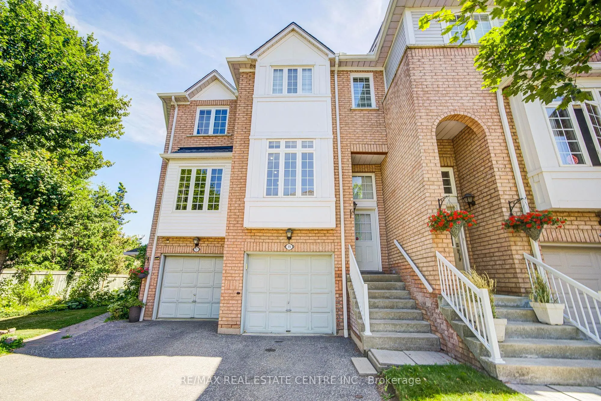 280 Hillcrest Avenue, #19