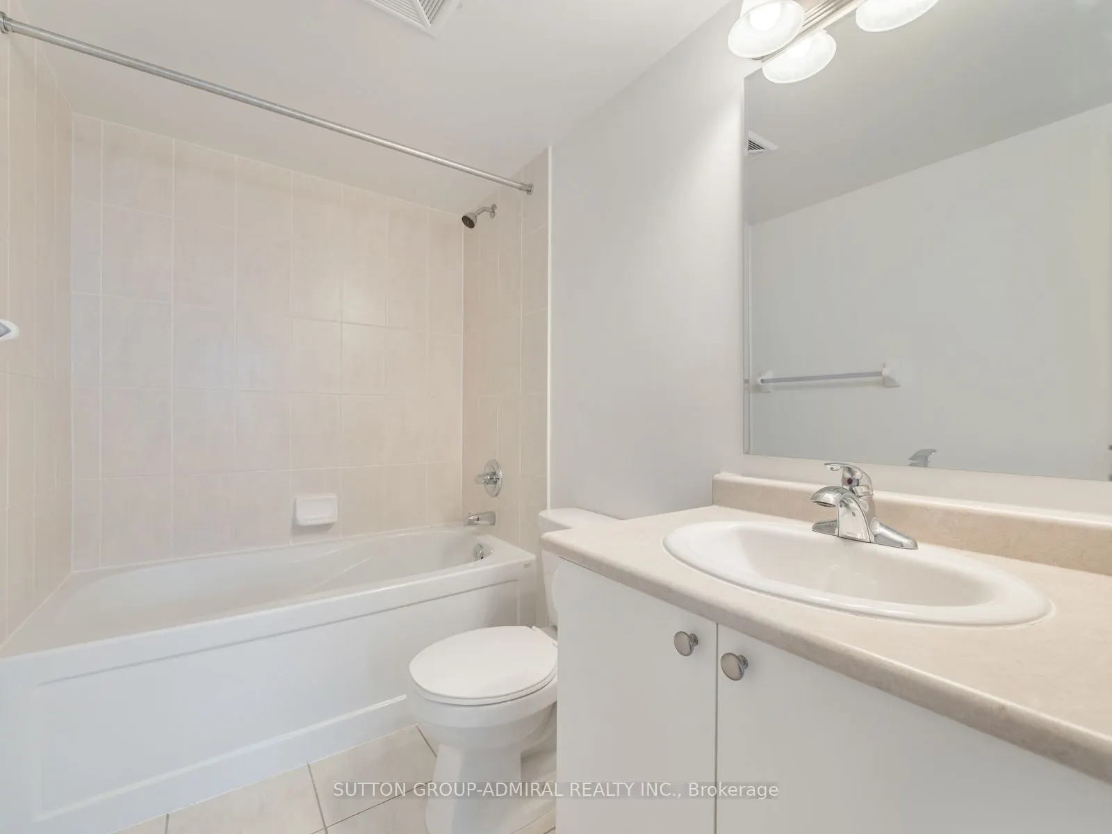 60 Heintzman Street, #1715