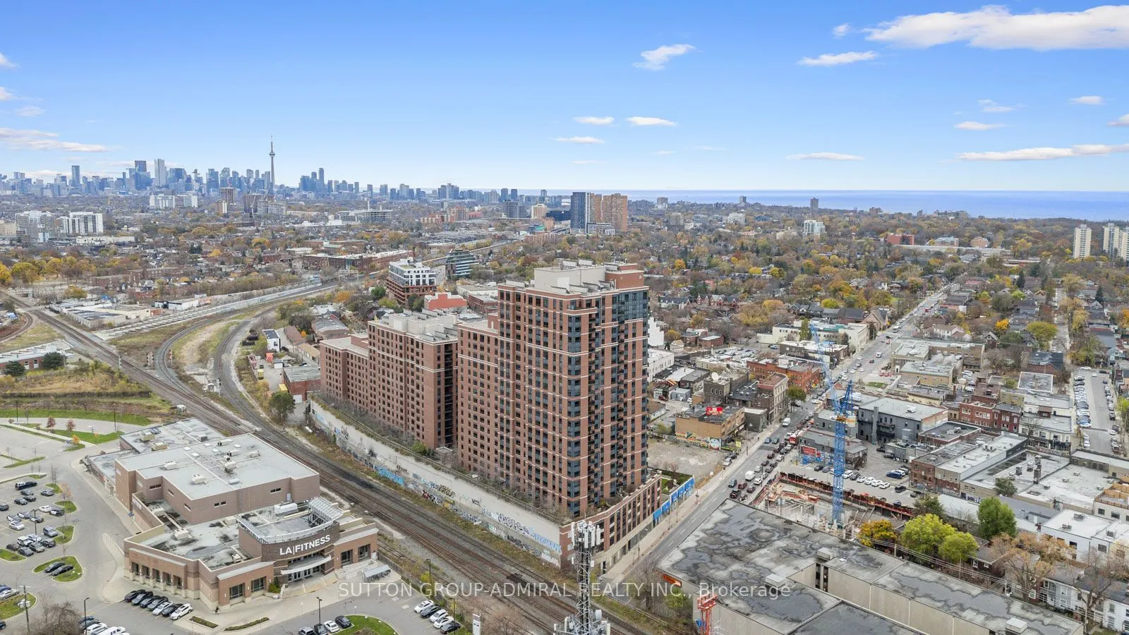 60 Heintzman Street, #1715
