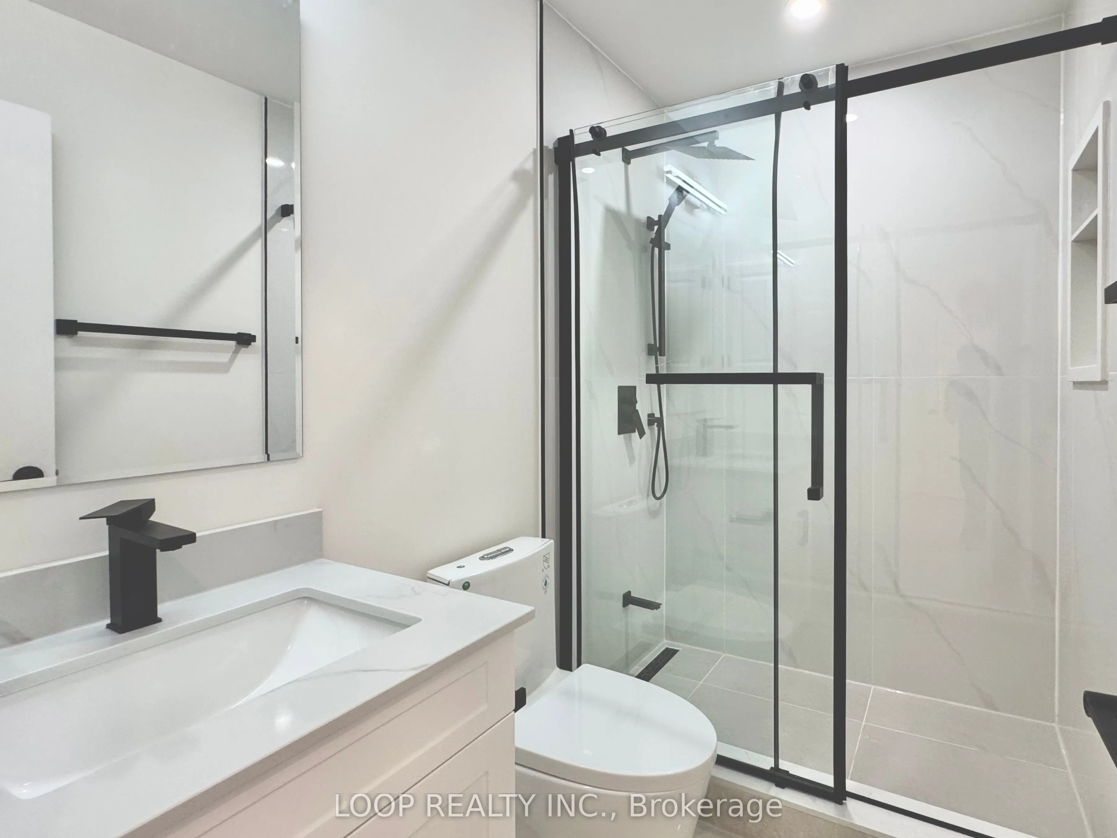 601 Shoreline Drive, #102