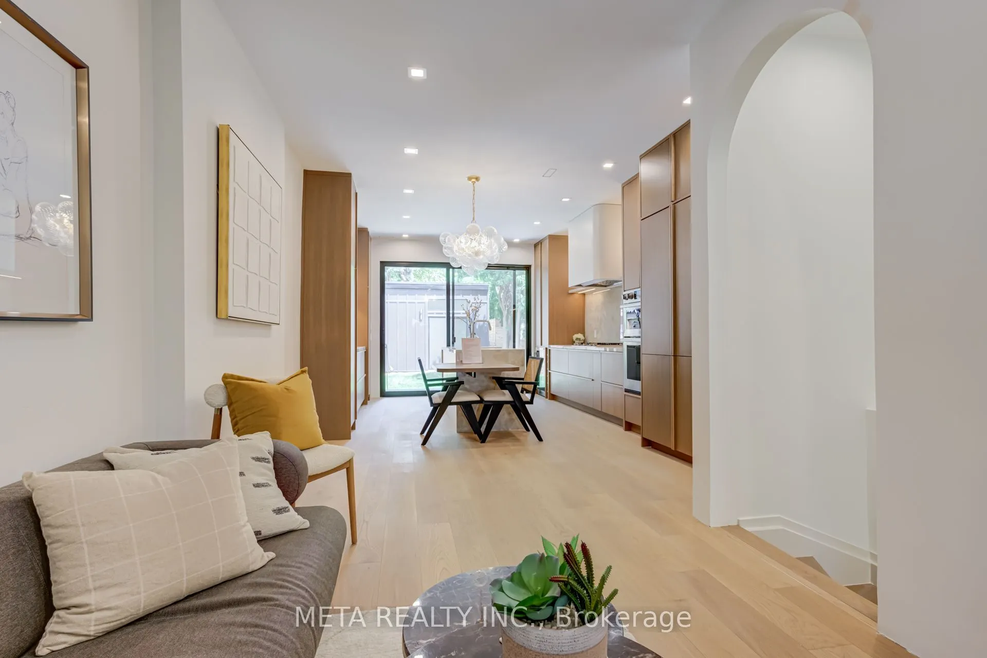 343 Indian Grove