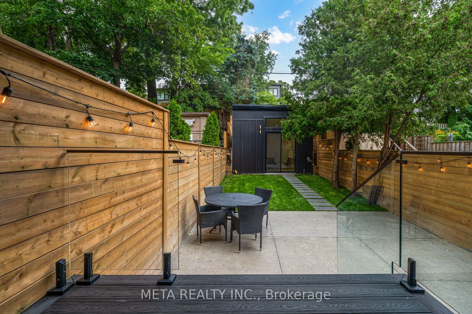 343 Indian Grove