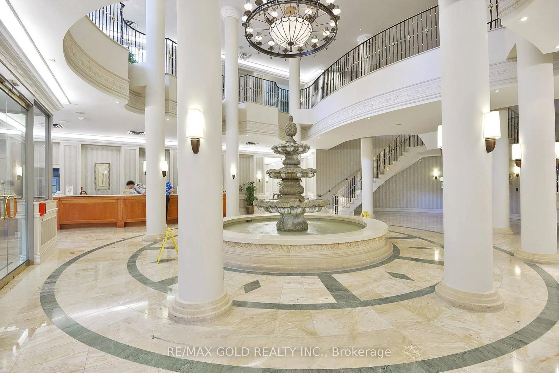 35 Kingsbridge Garden Circle, #3205