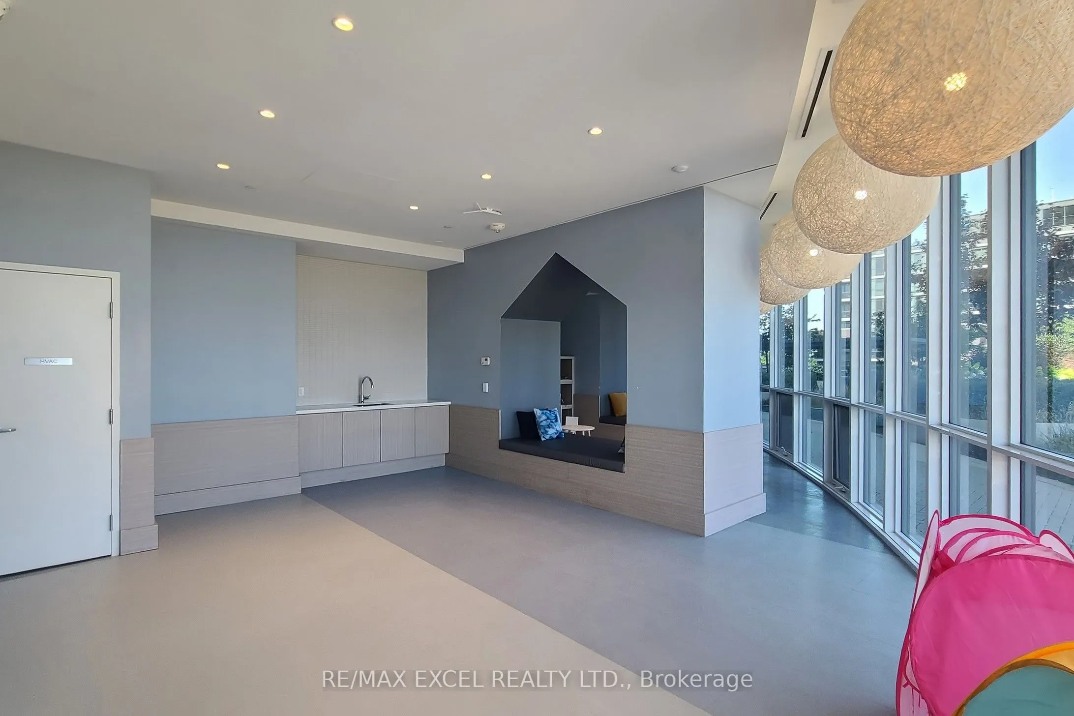 30 Gibbs Road, #1708