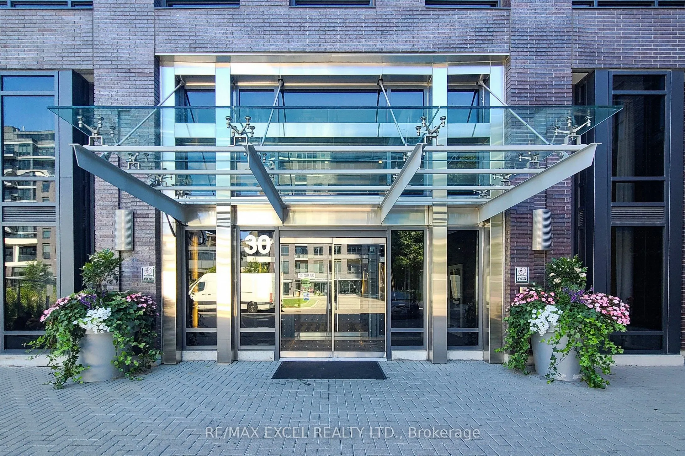 30 Gibbs Road, #1708