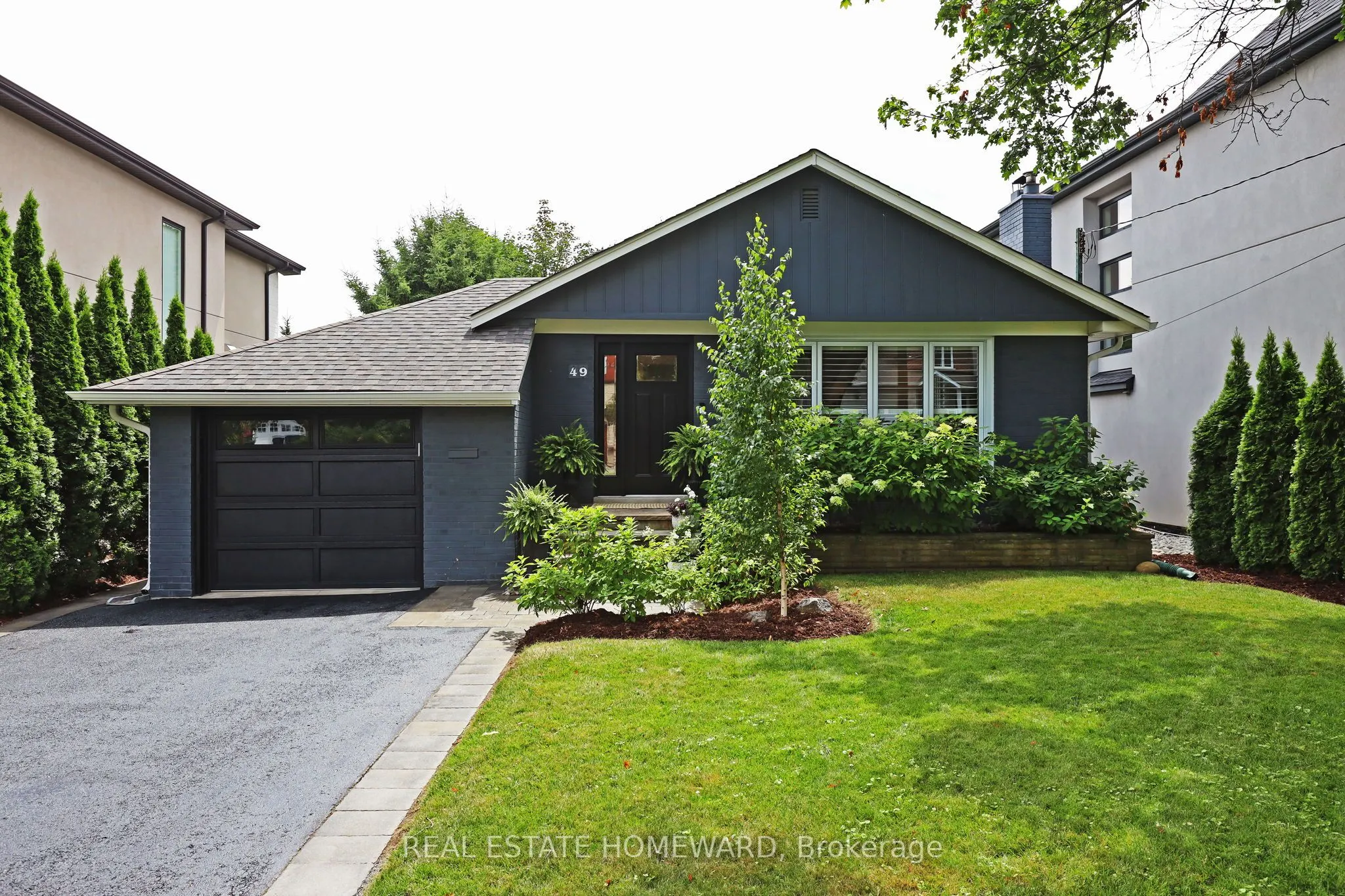 49 Greenfield Drive