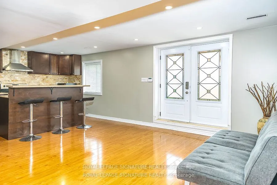 11 Celestial Court, #Lower