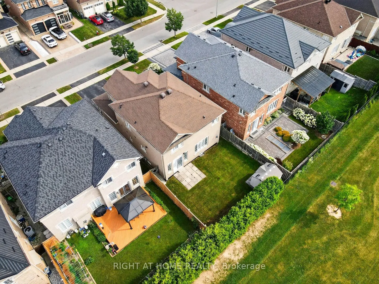 7 Messina Avenue