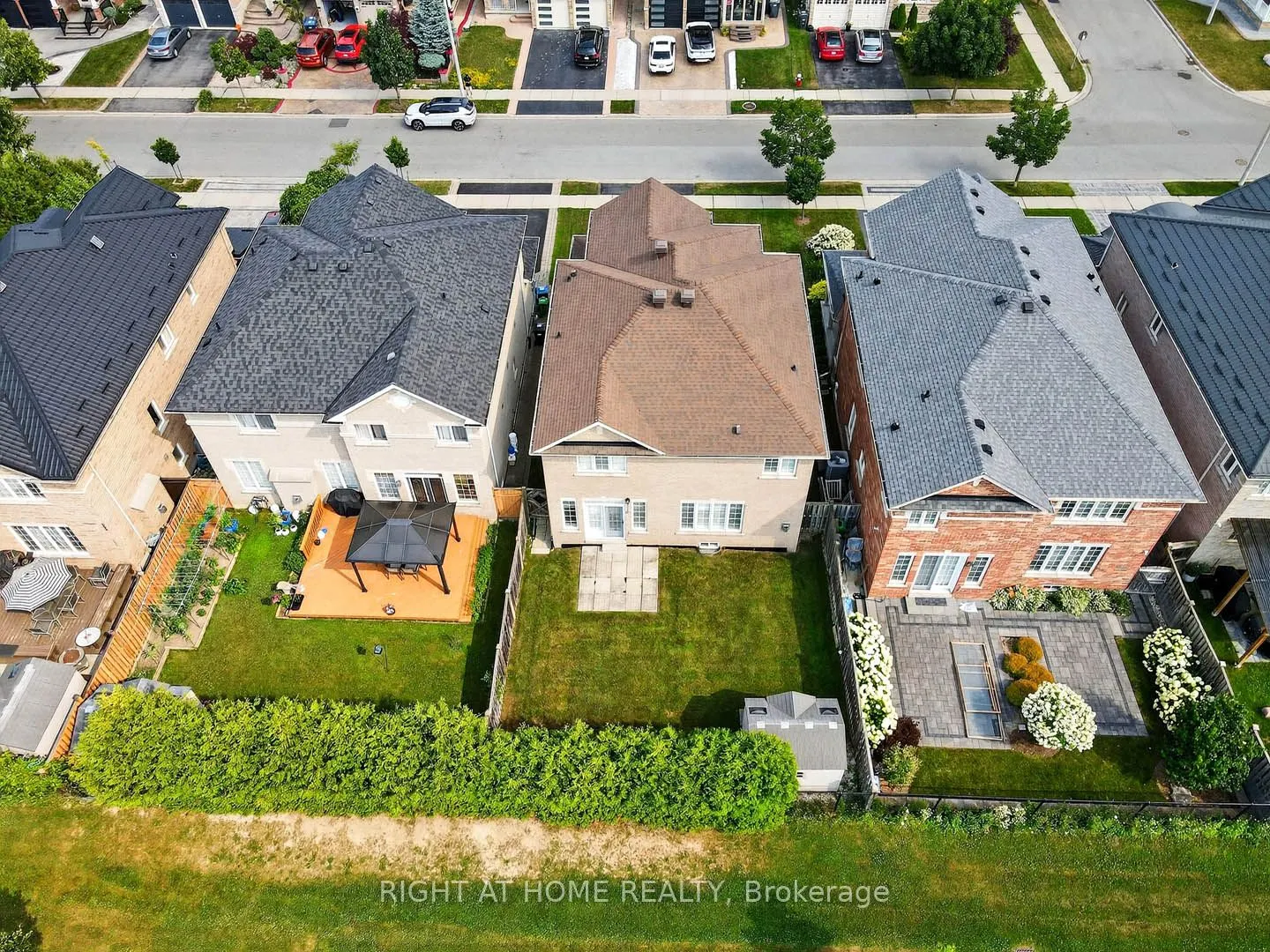 7 Messina Avenue
