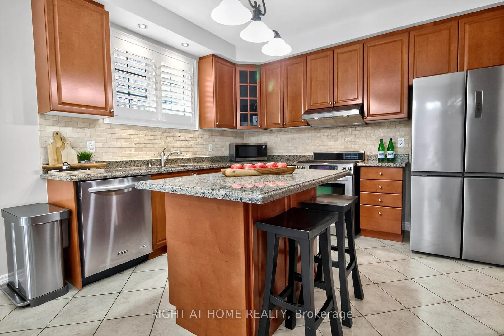 7 Messina Avenue