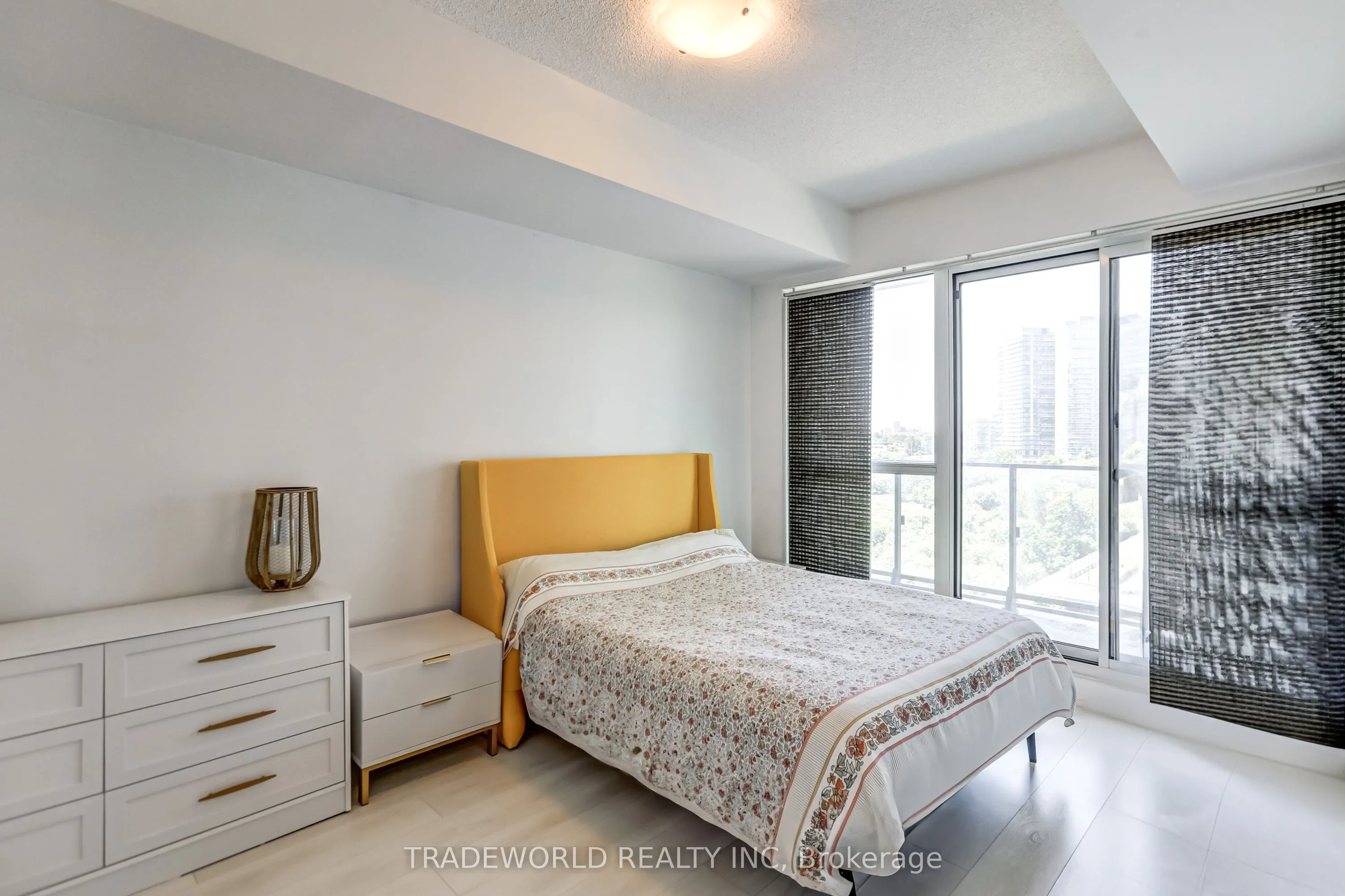 2220 Lakeshore Boulevard W, #1203