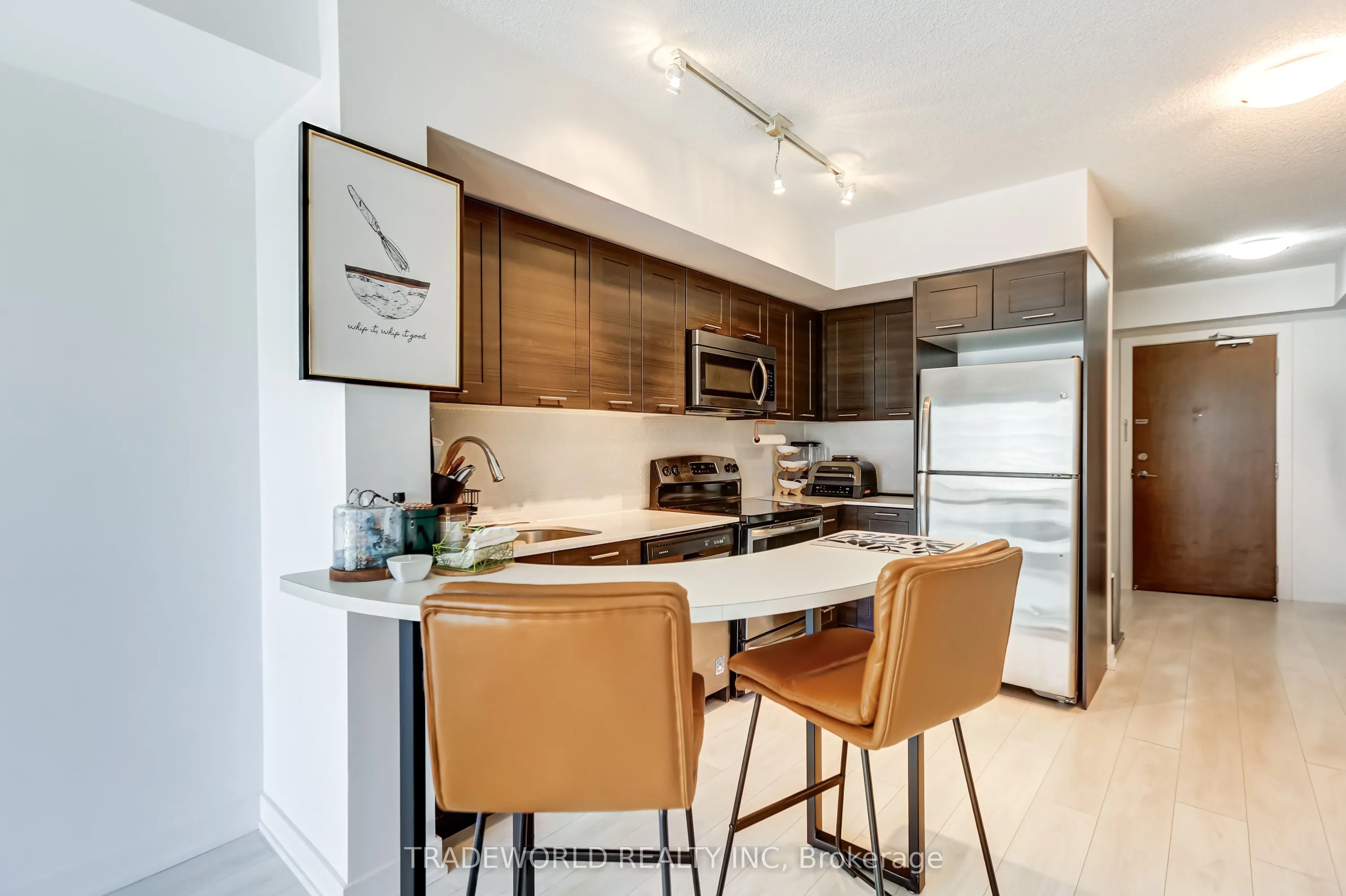 2220 Lakeshore Boulevard W, #1203