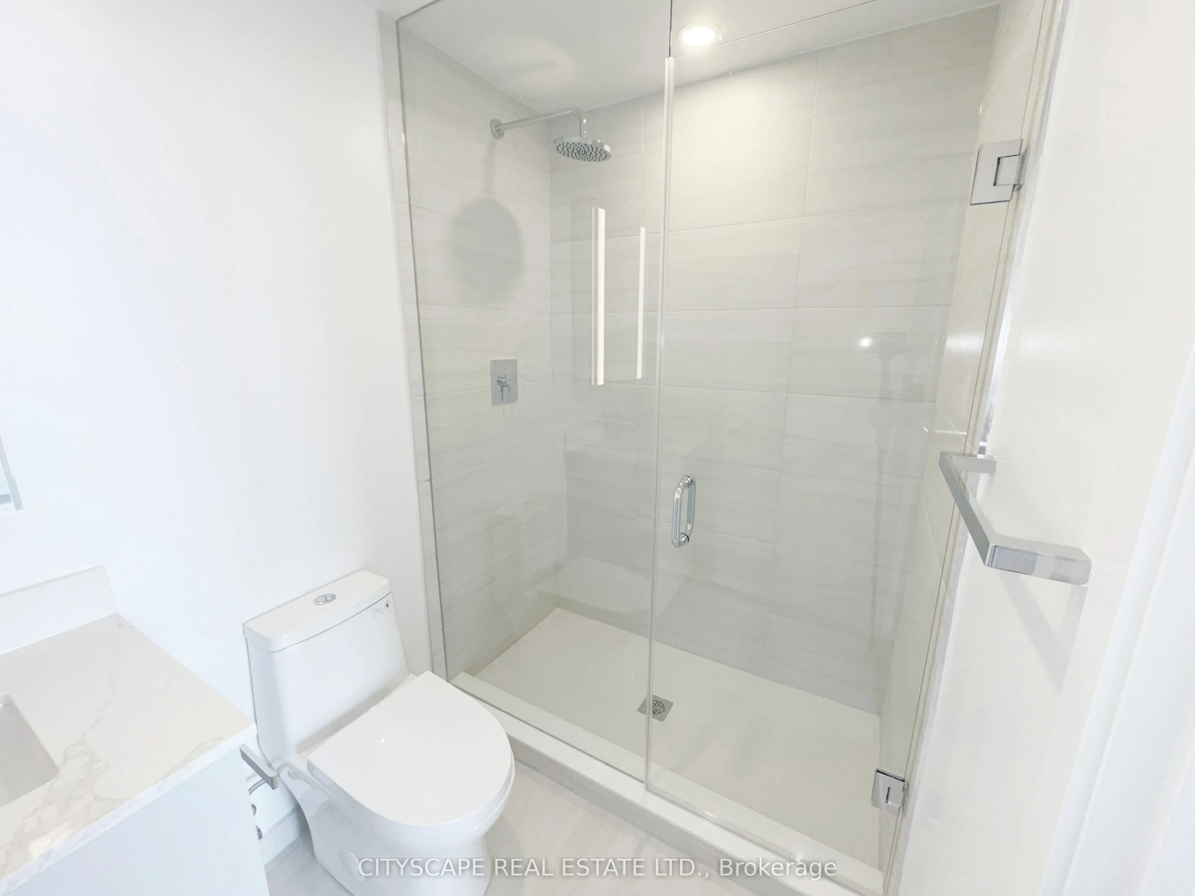 285 Dufferin Street, #914