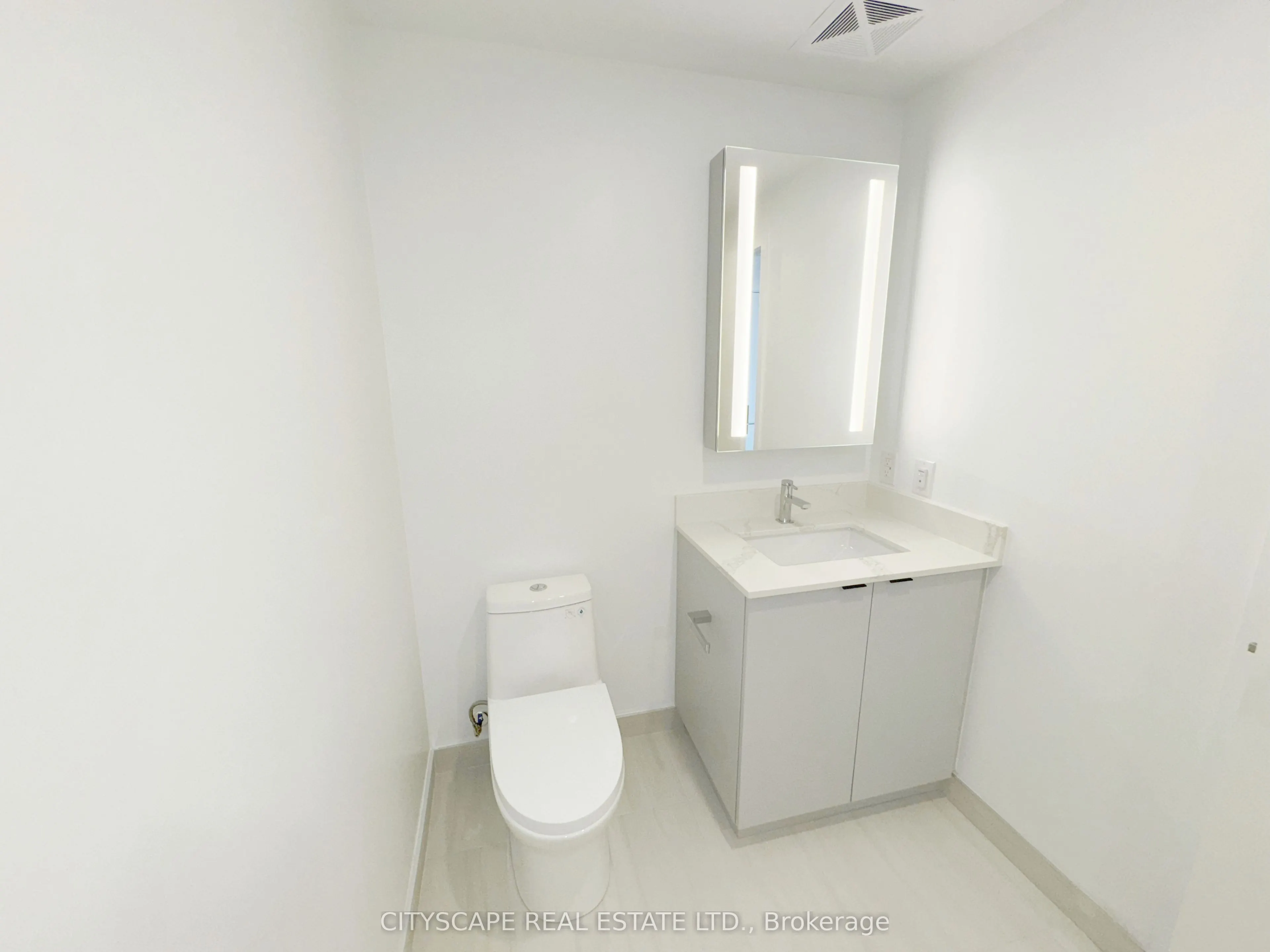 285 Dufferin Street, #914
