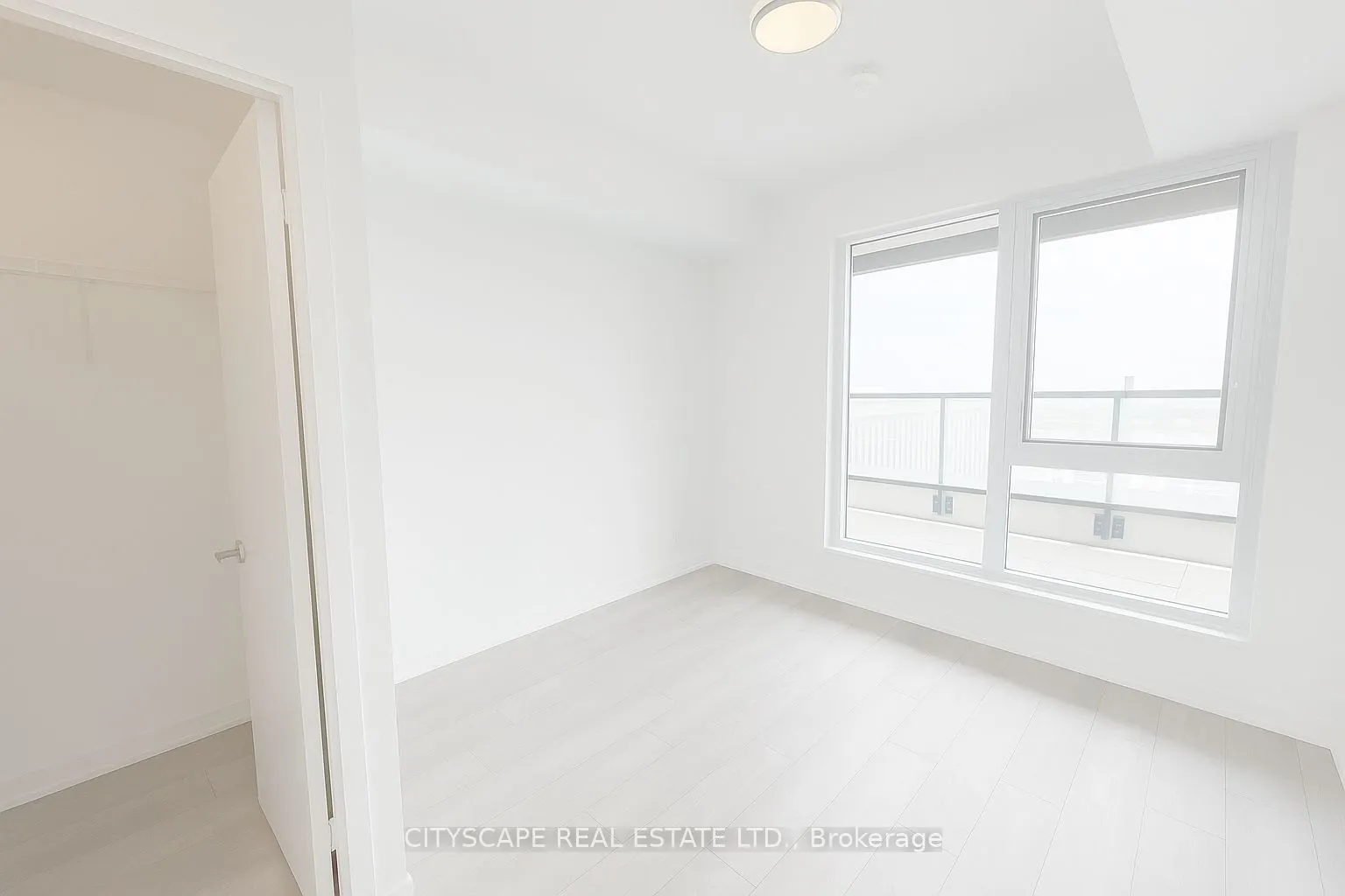 285 Dufferin Street, #914