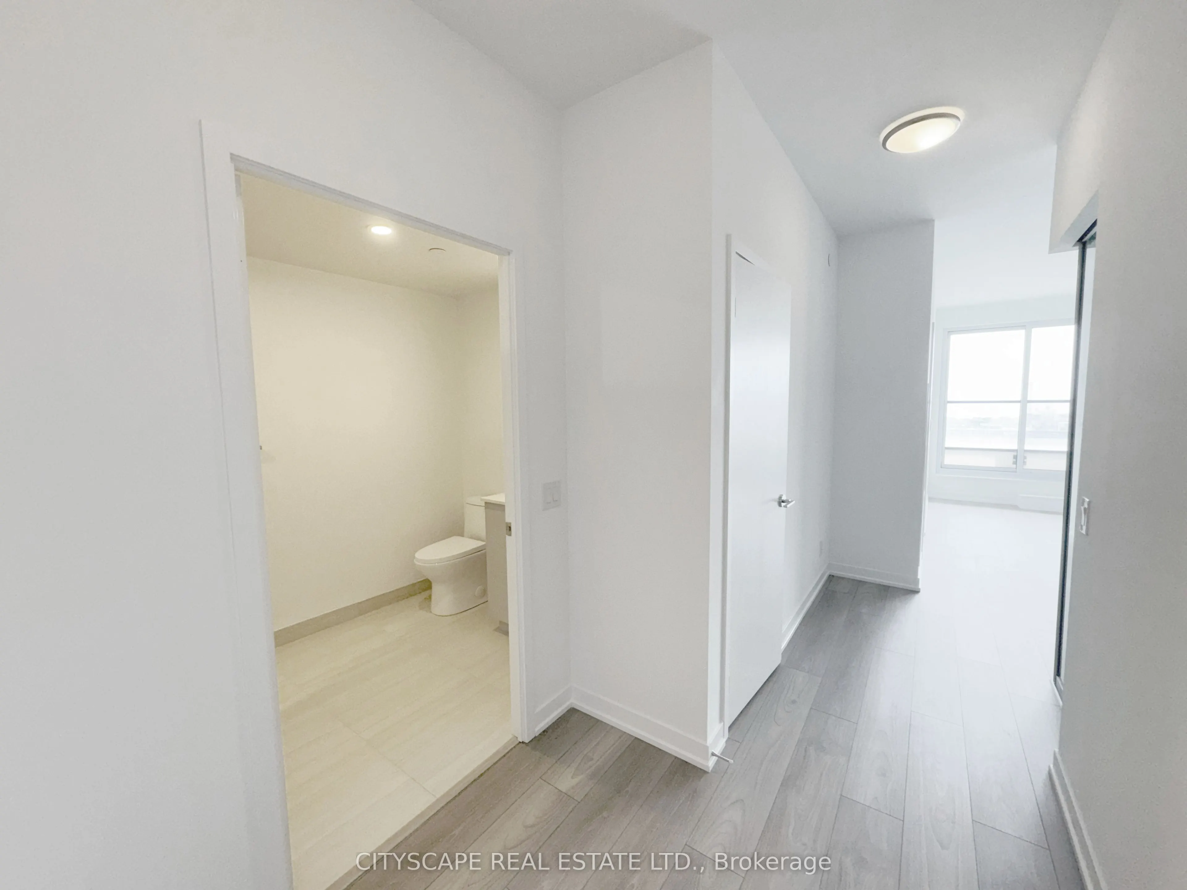 285 Dufferin Street, #914