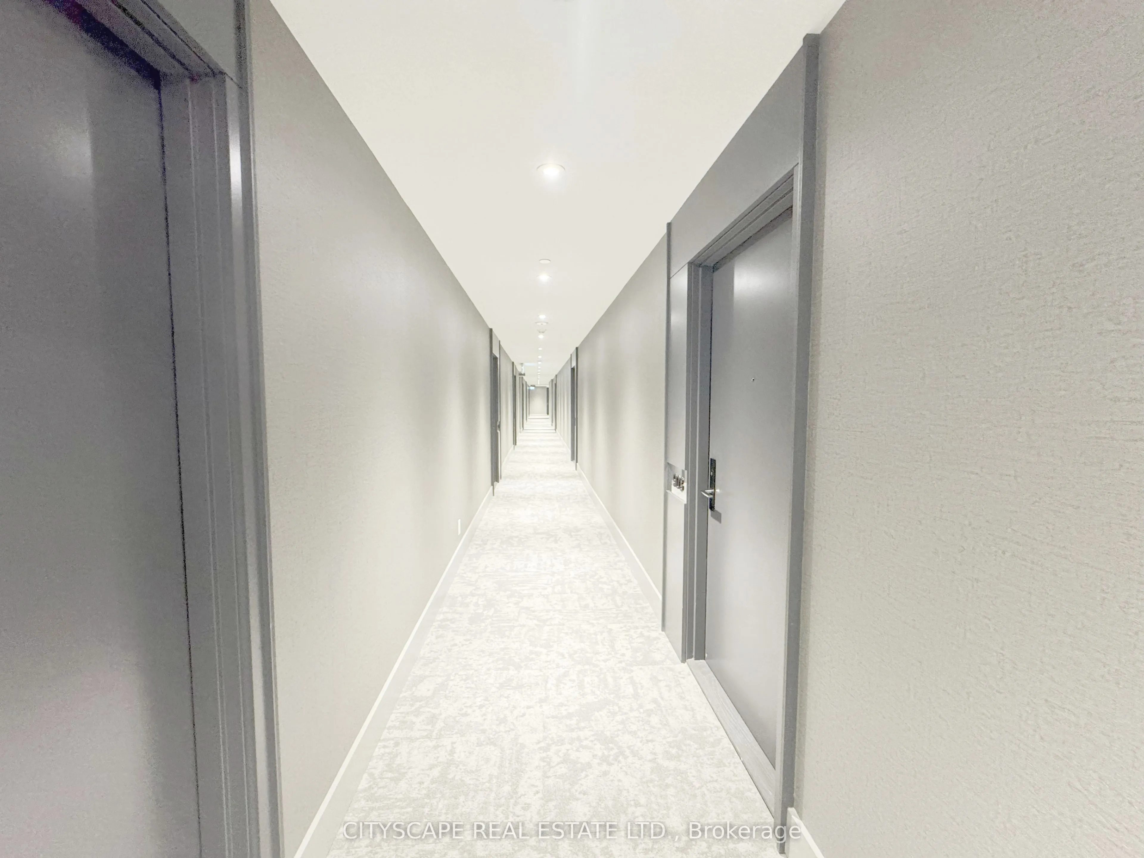 285 Dufferin Street, #914