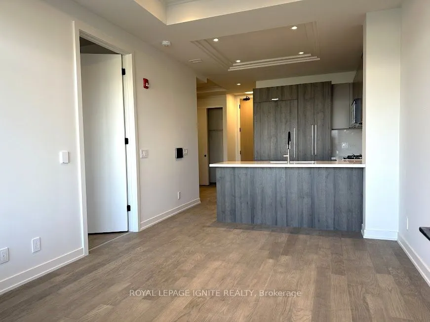 123 MAURICE Drive, #306