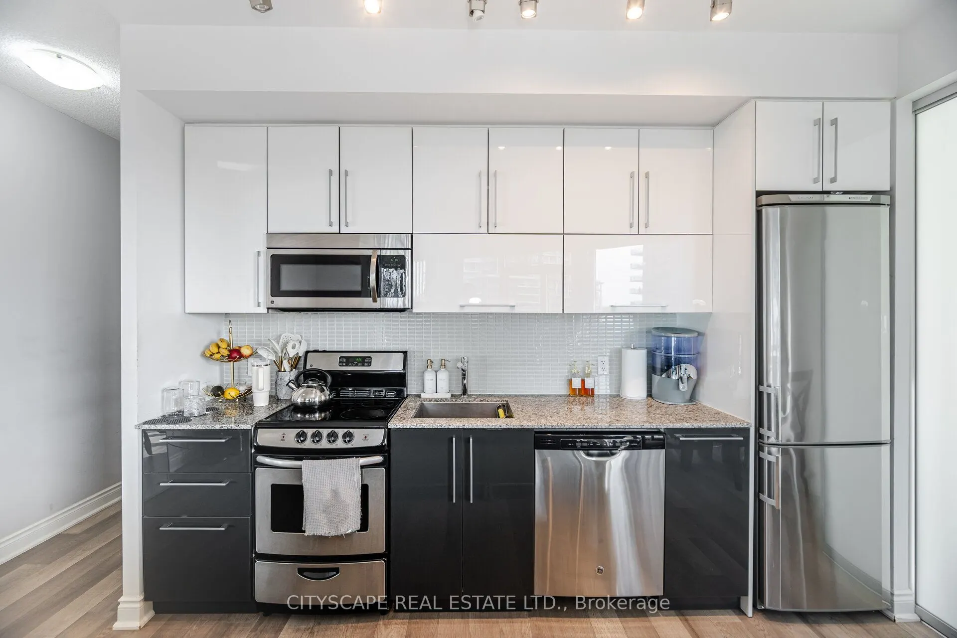 80 Marine Parade Drive, #808