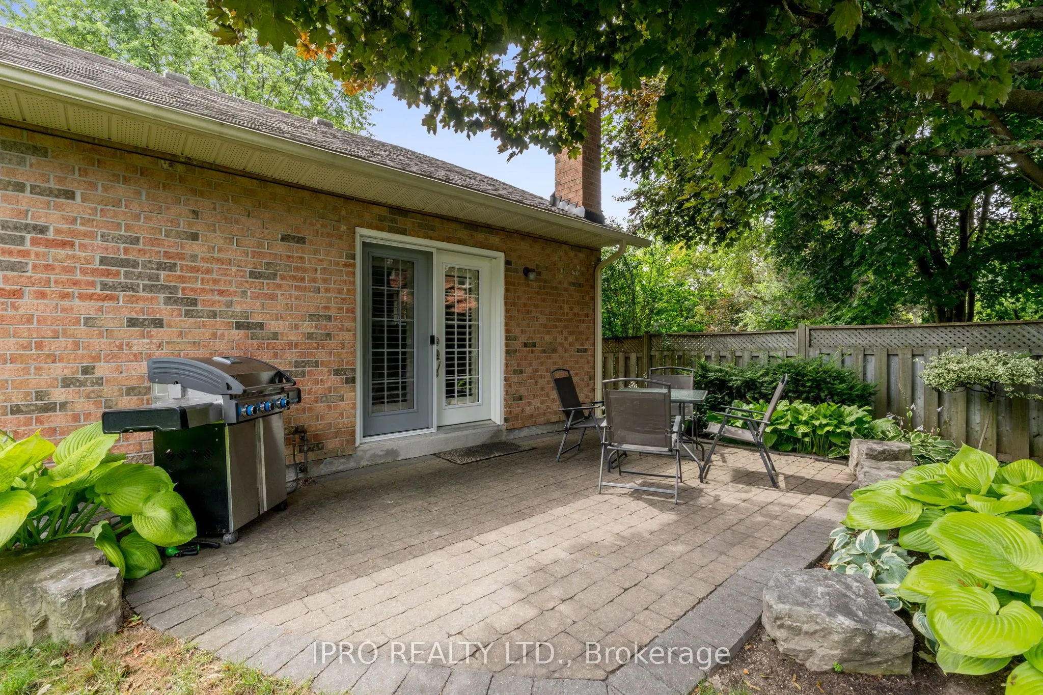 20 Lennox Court