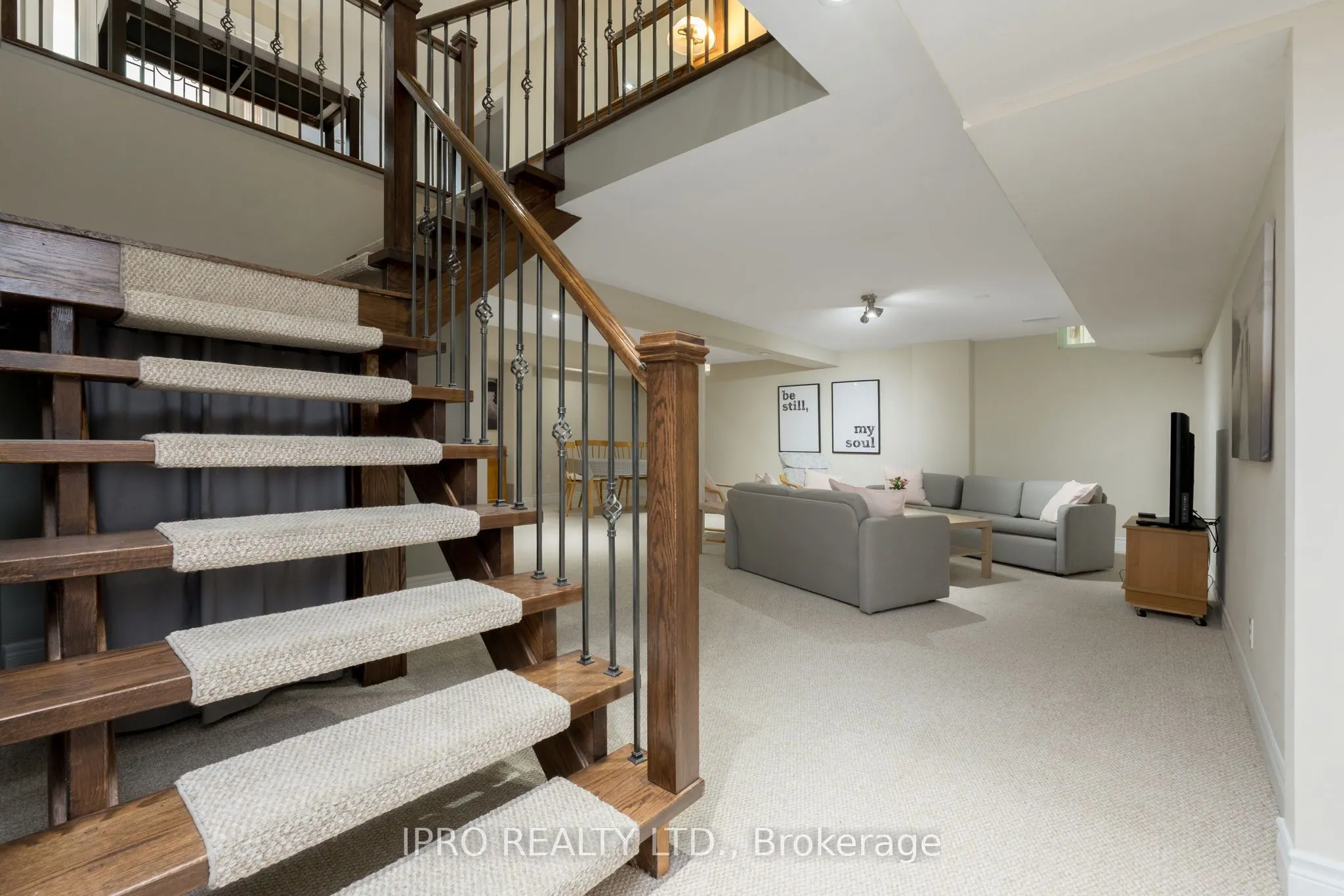 20 Lennox Court