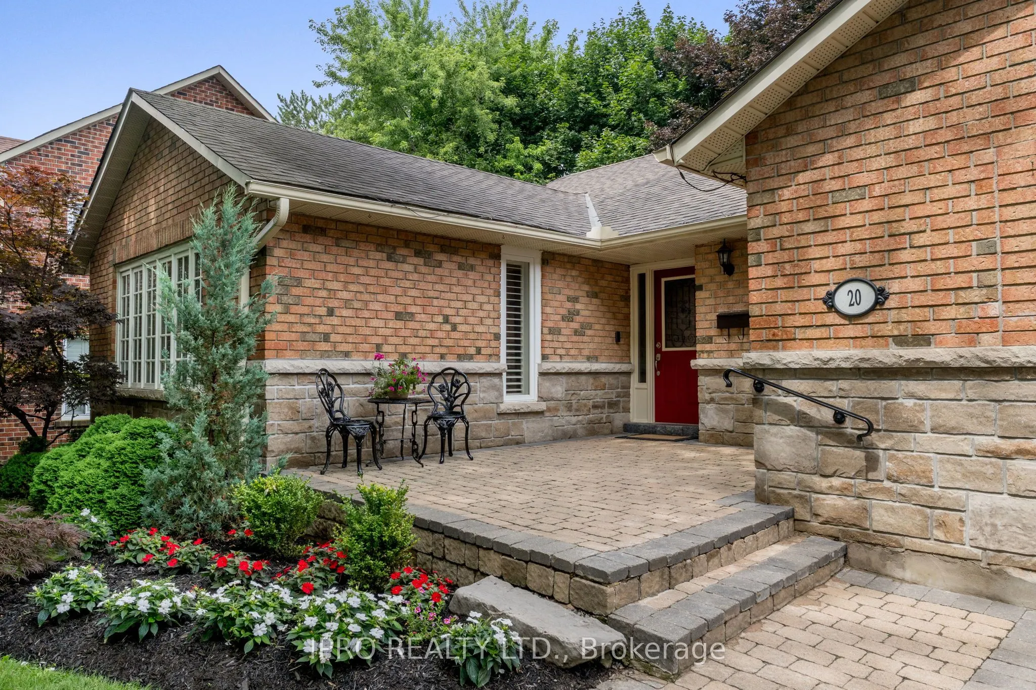 20 Lennox Court