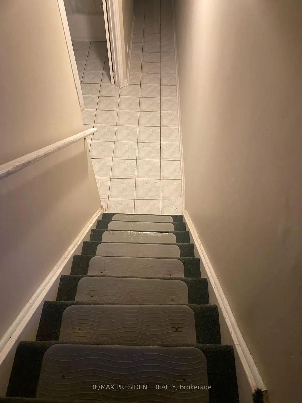 44 Gold Hill Road S, #Basement