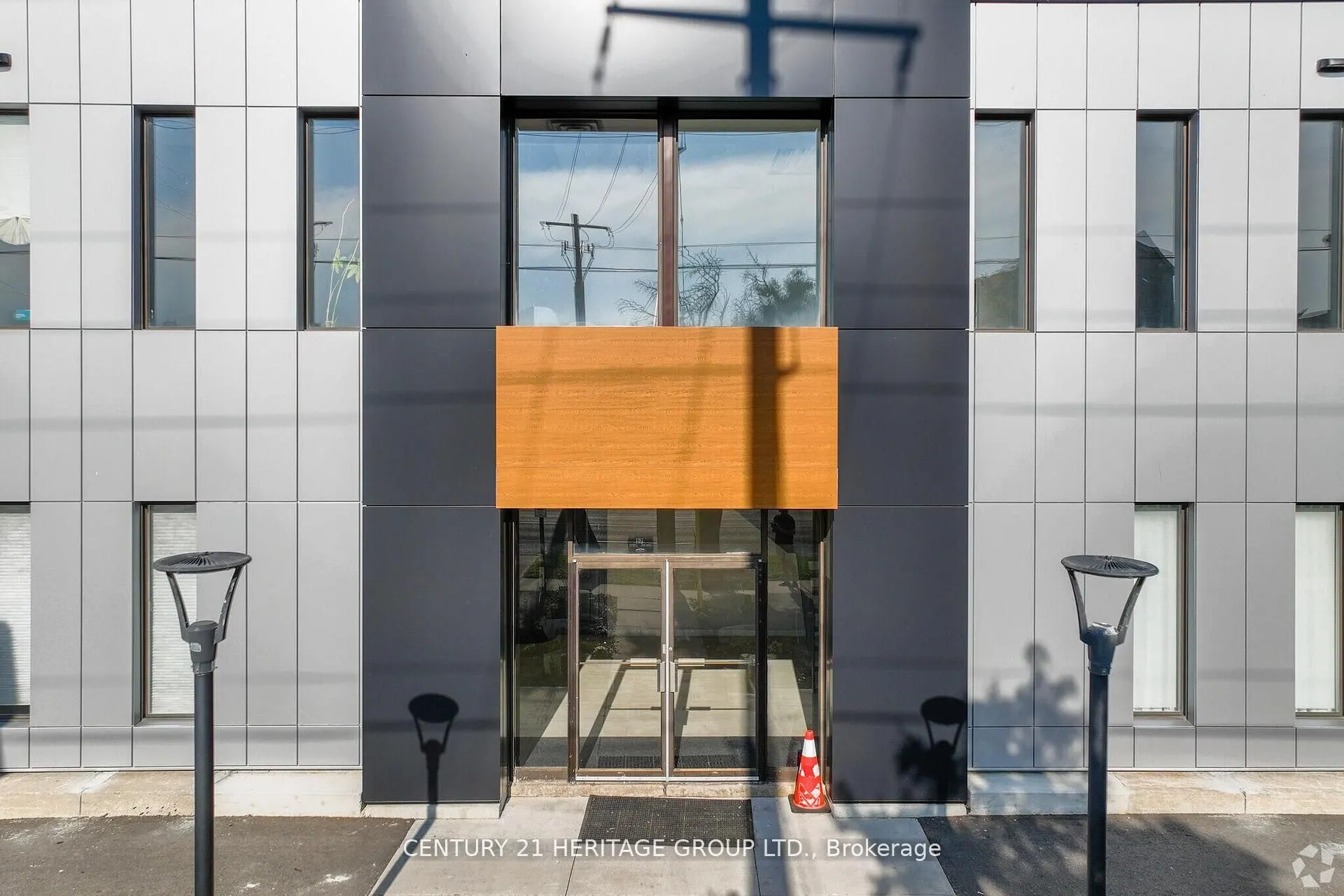 120 Norfinch Drive, #21