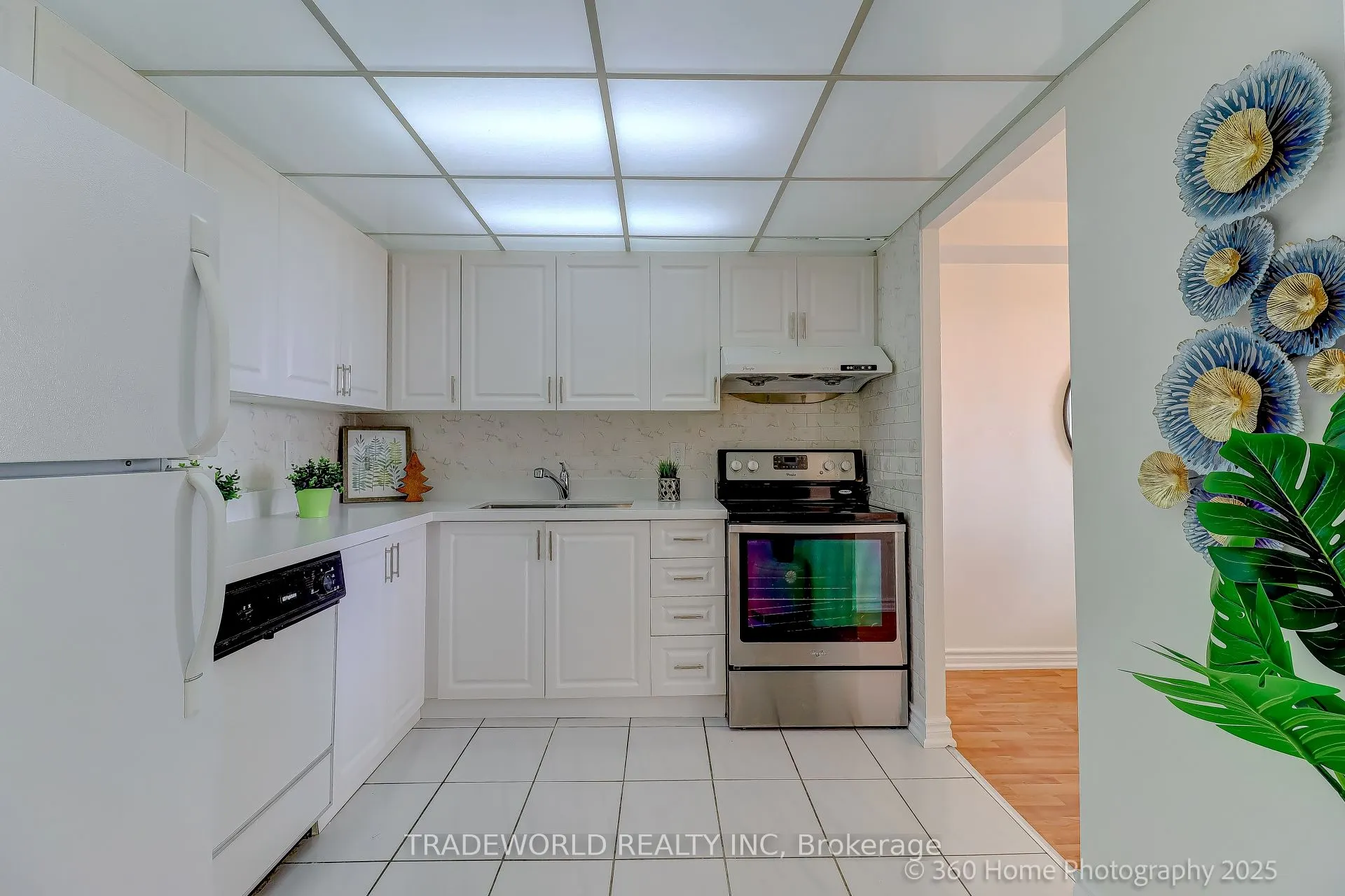 155 Hillcrest Avenue, #1909