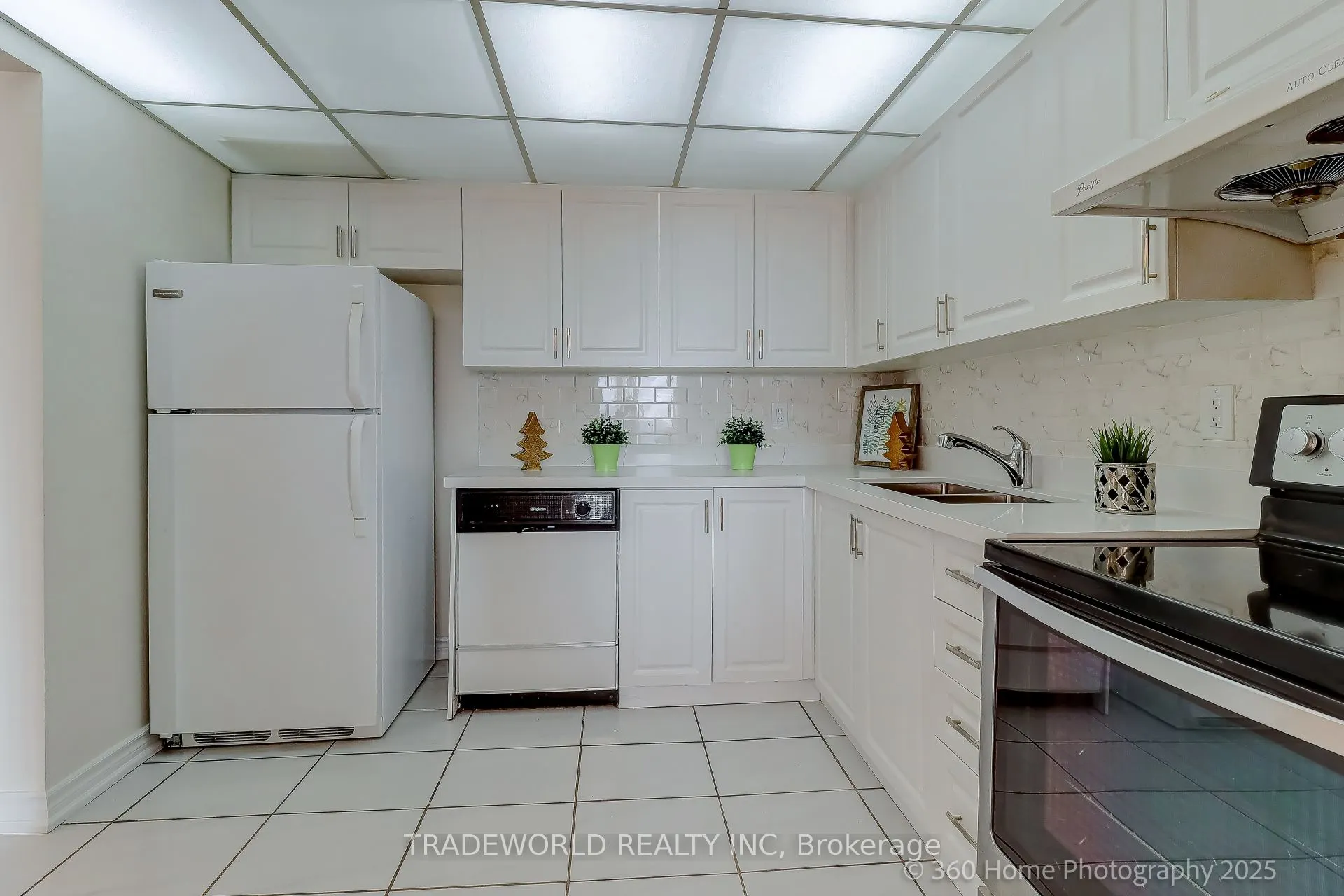 155 Hillcrest Avenue, #1909
