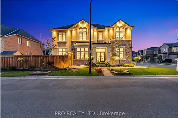 1366 Lobelia Crescent