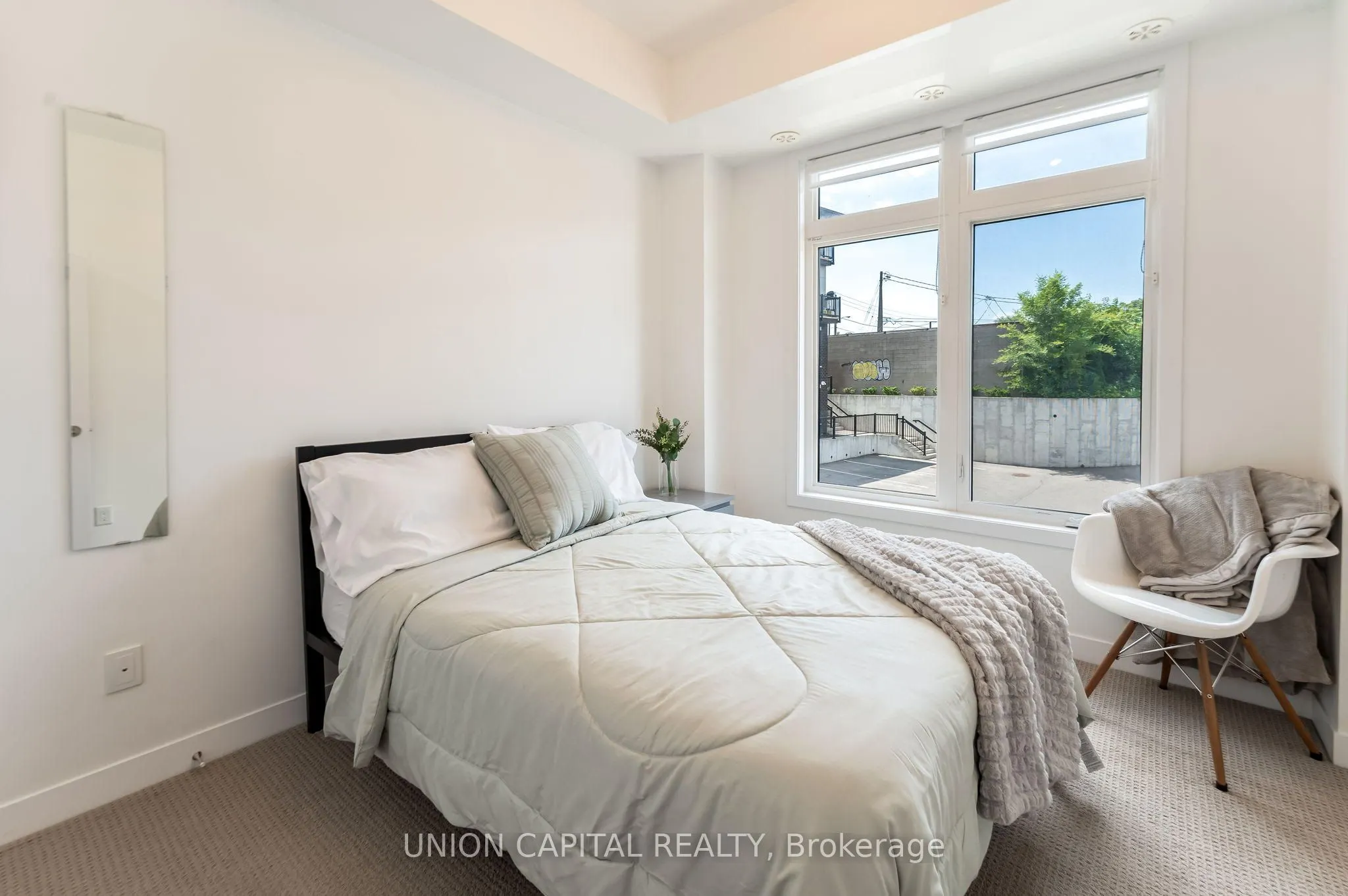 6 Bicknell Avenue #1