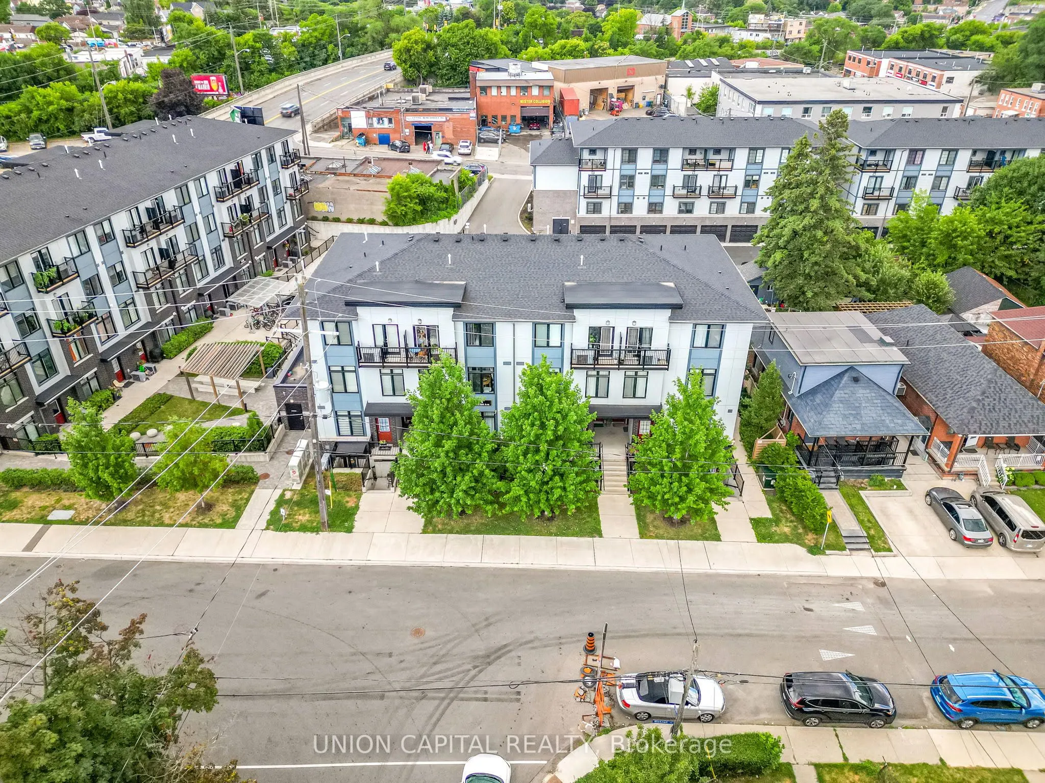6 Bicknell Avenue #1