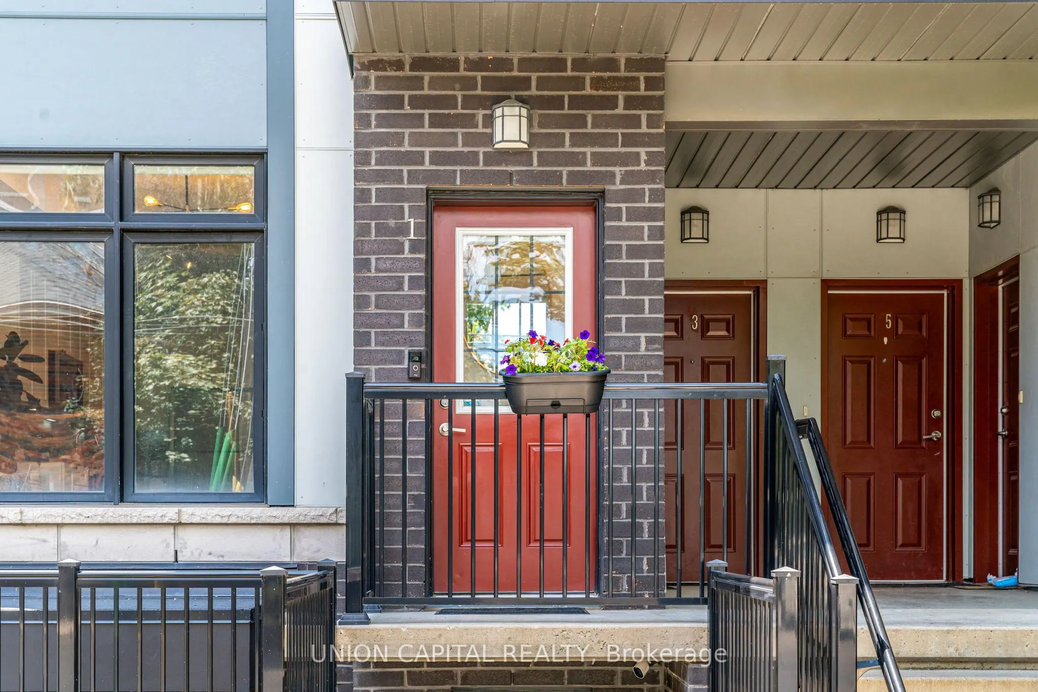 6 Bicknell Avenue #1