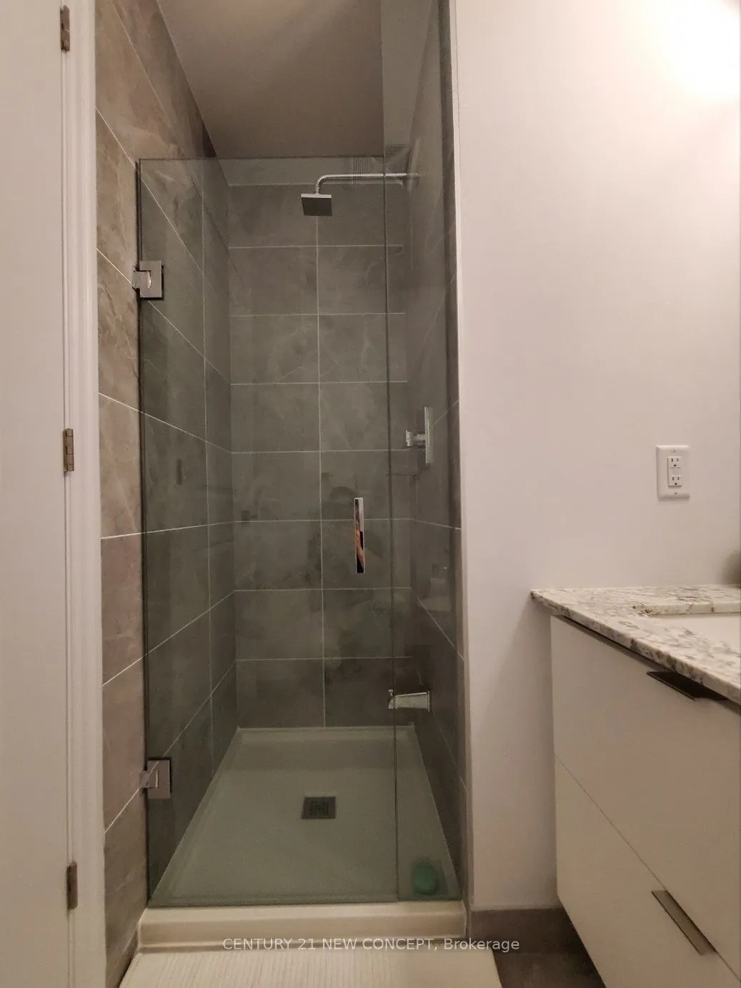 30 elm Drive W, #3008