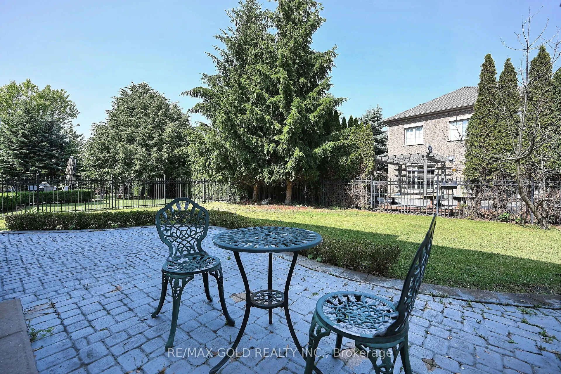42 Louvain Drive