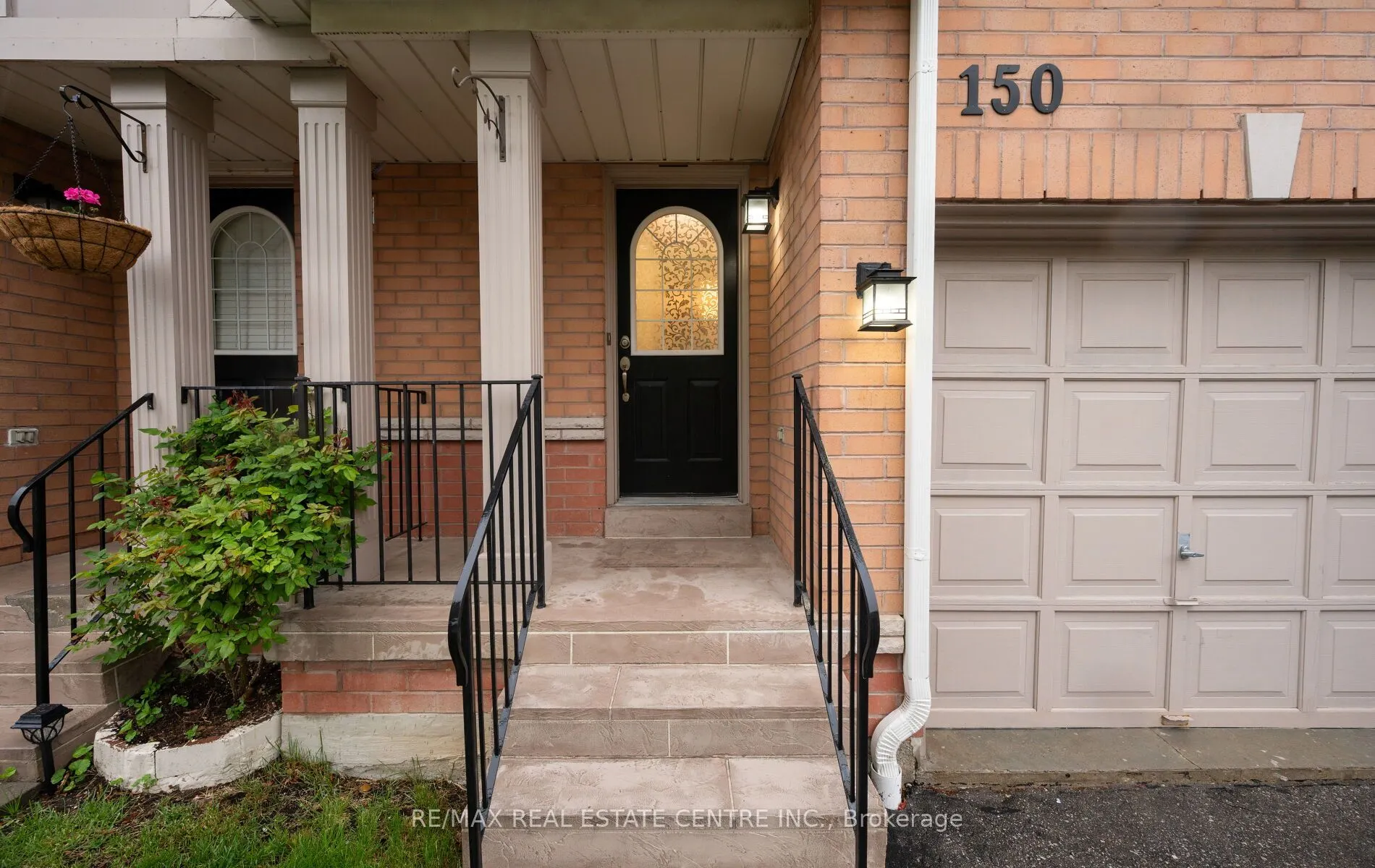 5030 Heatherleigh Avenue, #150
