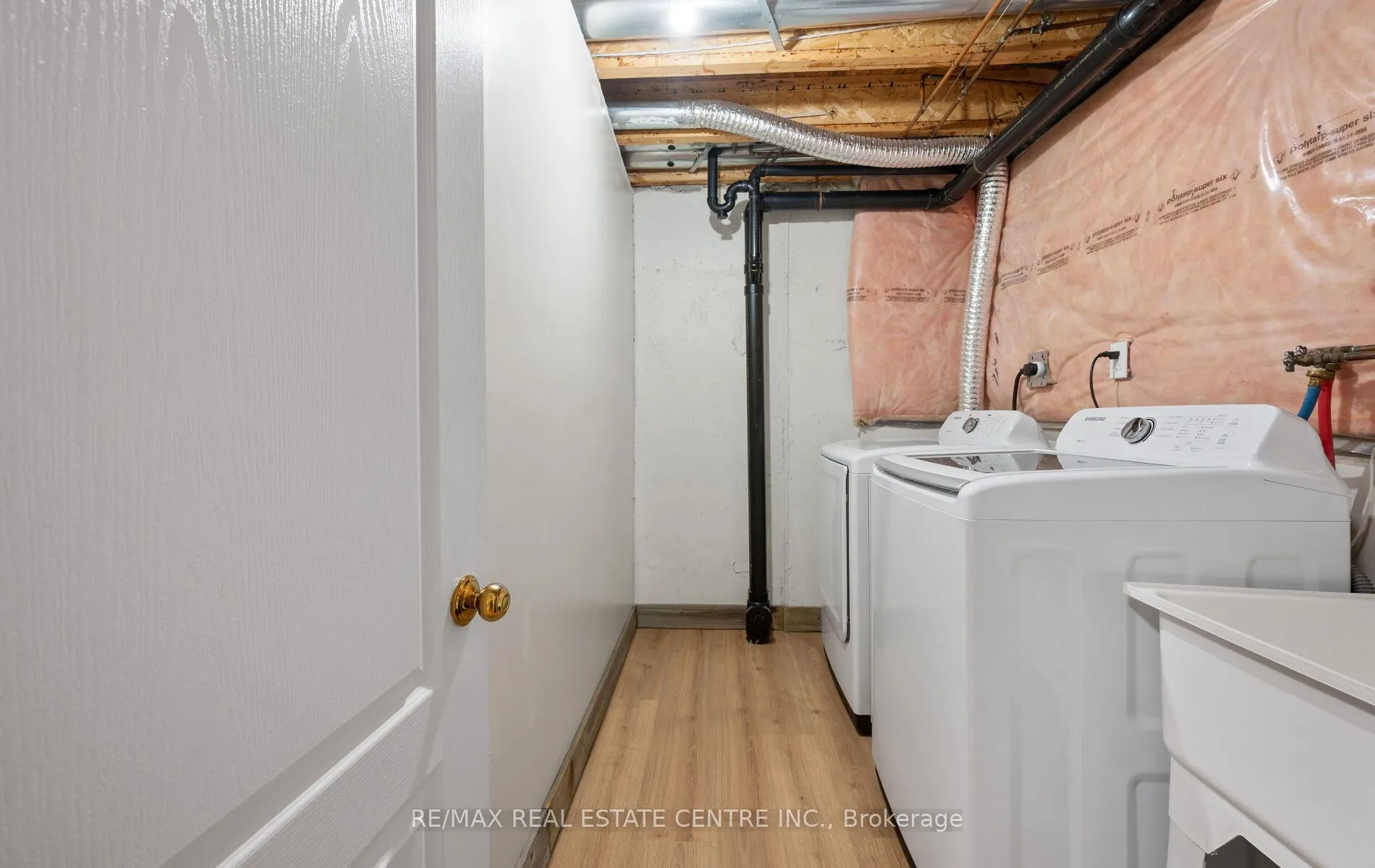 5030 Heatherleigh Avenue, #150