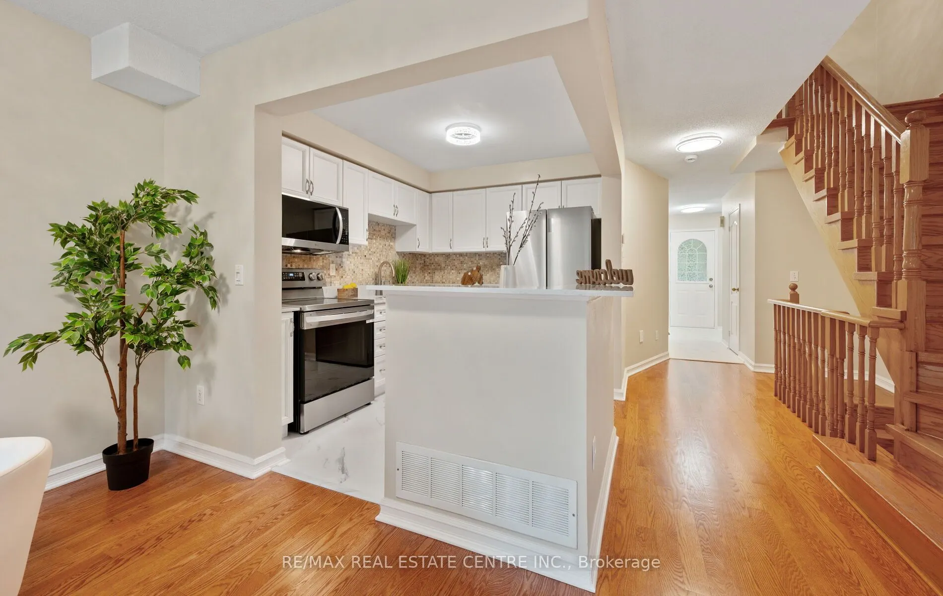 5030 Heatherleigh Avenue, #150
