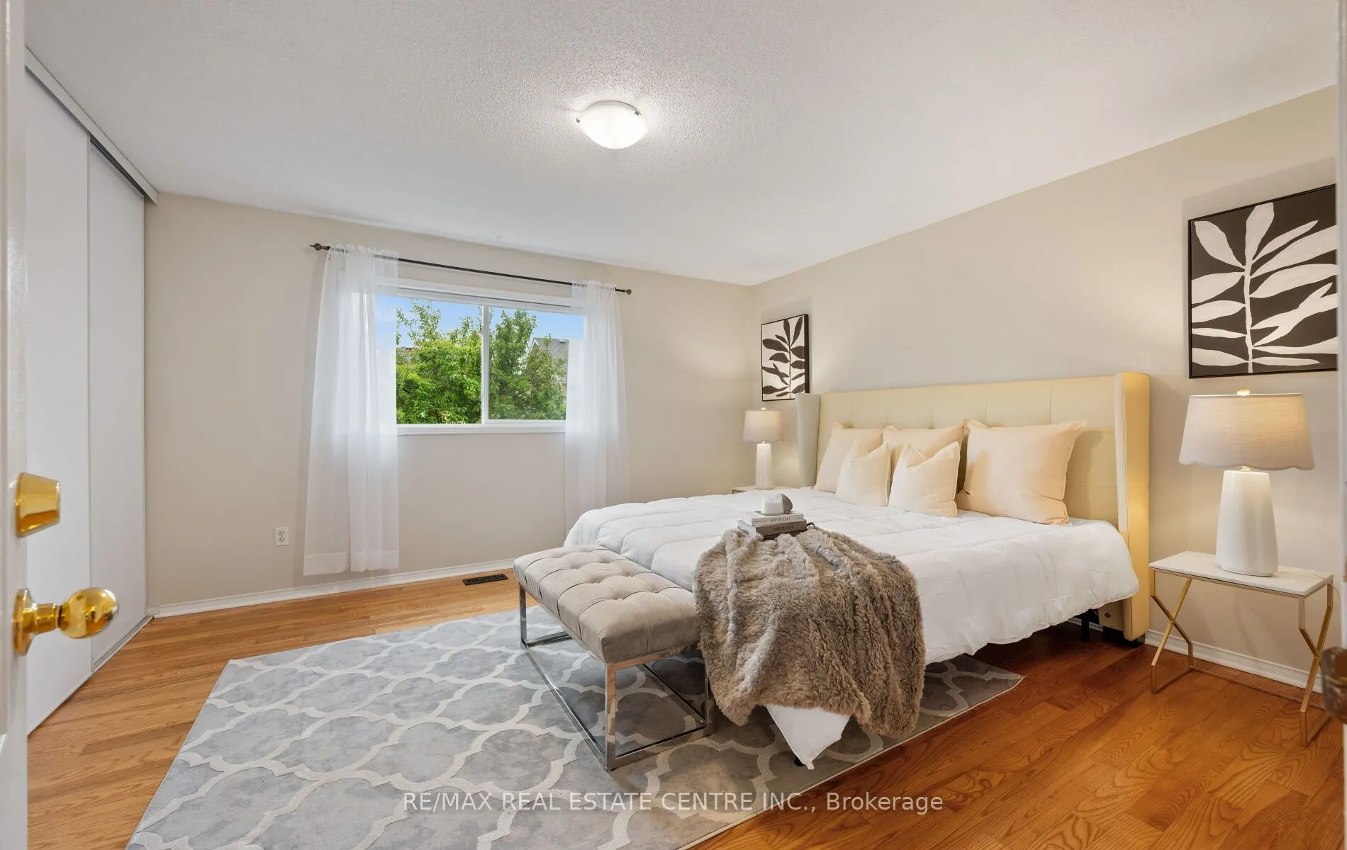 5030 Heatherleigh Avenue, #150
