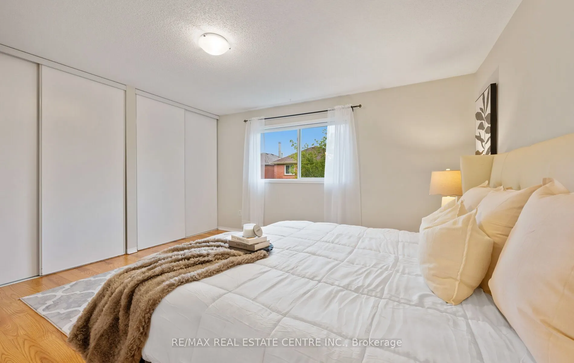 5030 Heatherleigh Avenue, #150