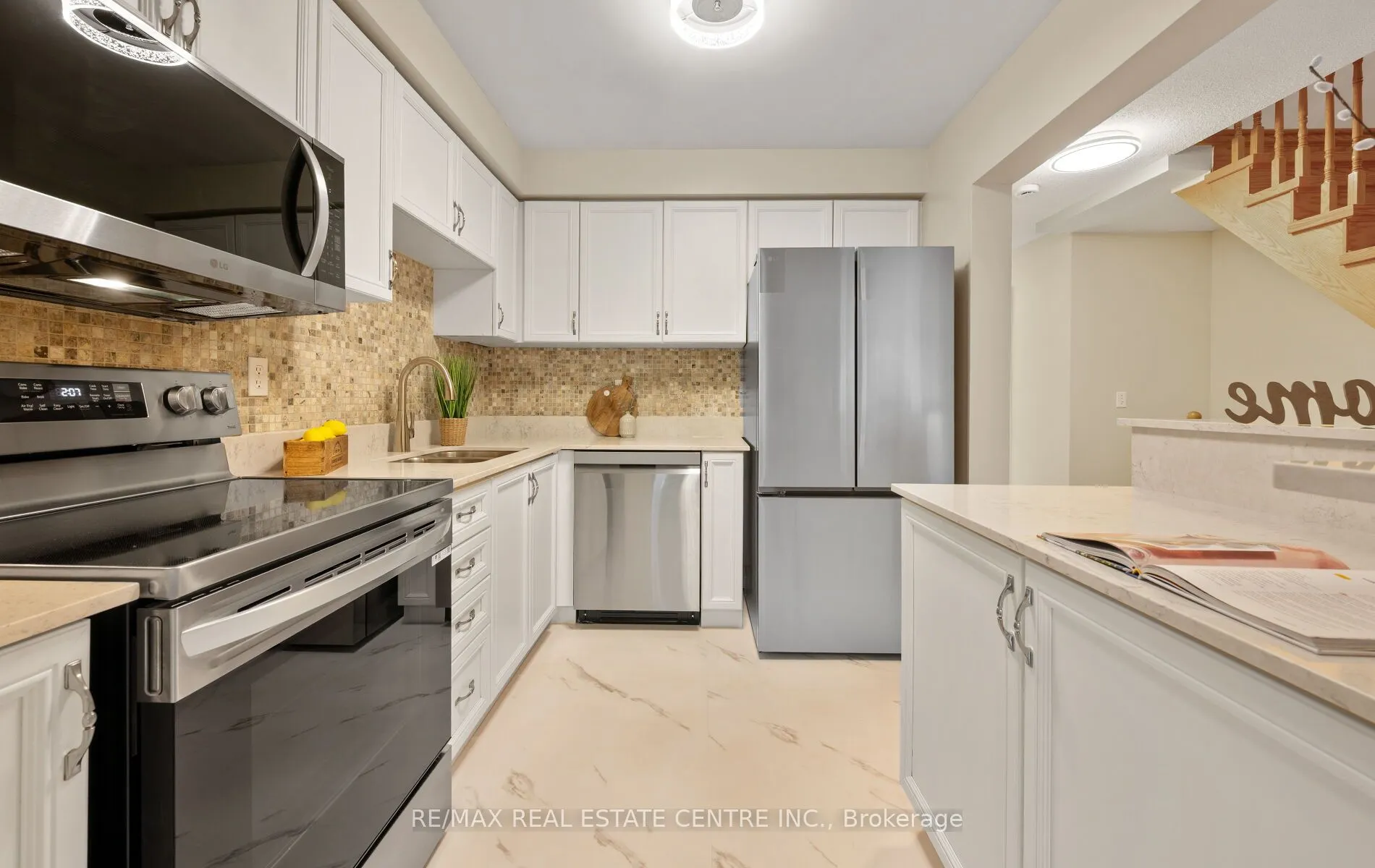 5030 Heatherleigh Avenue, #150