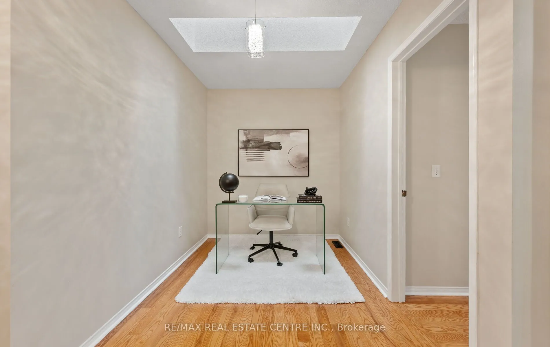 5030 Heatherleigh Avenue, #150