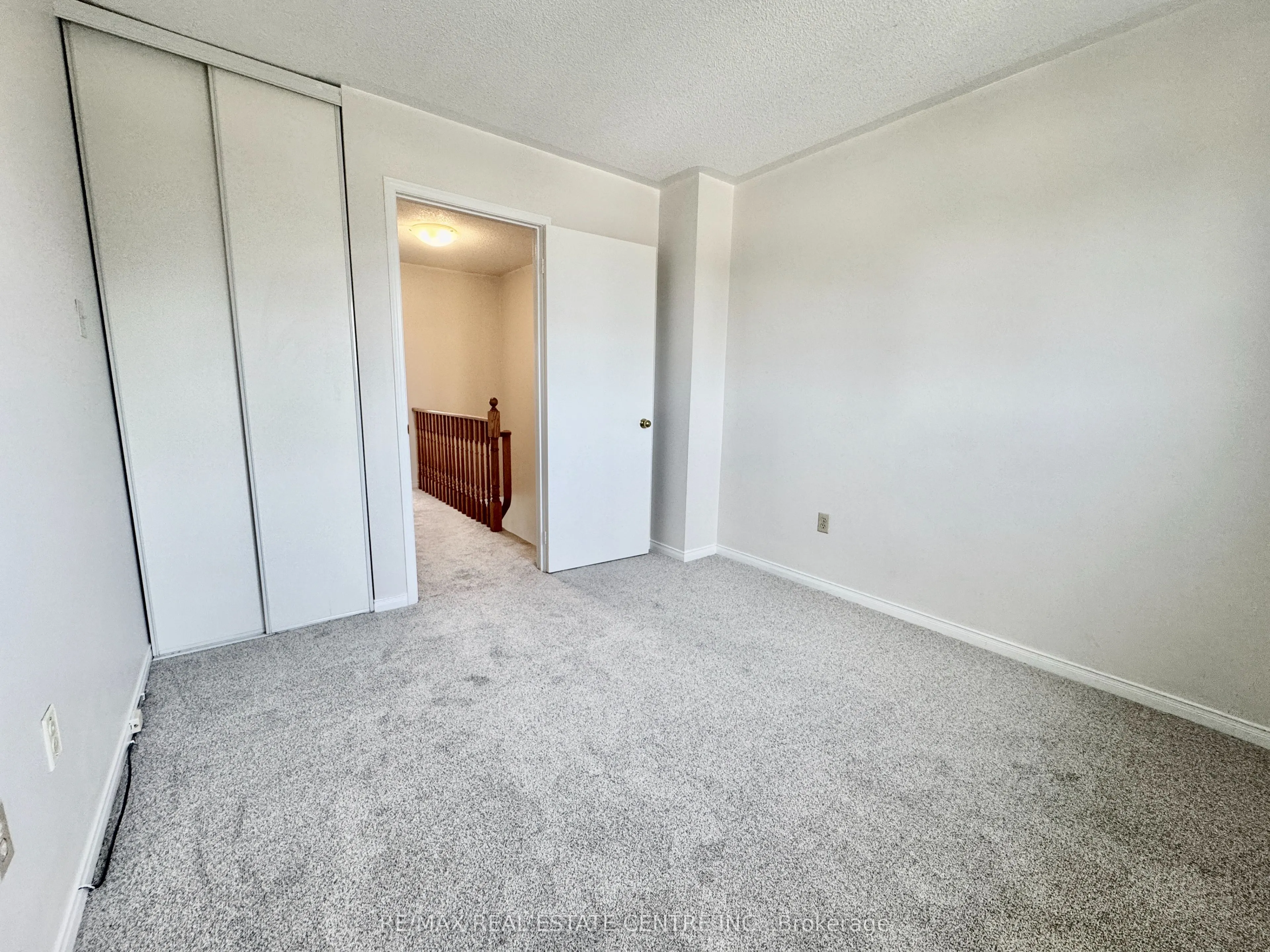 154 Howard Crescent