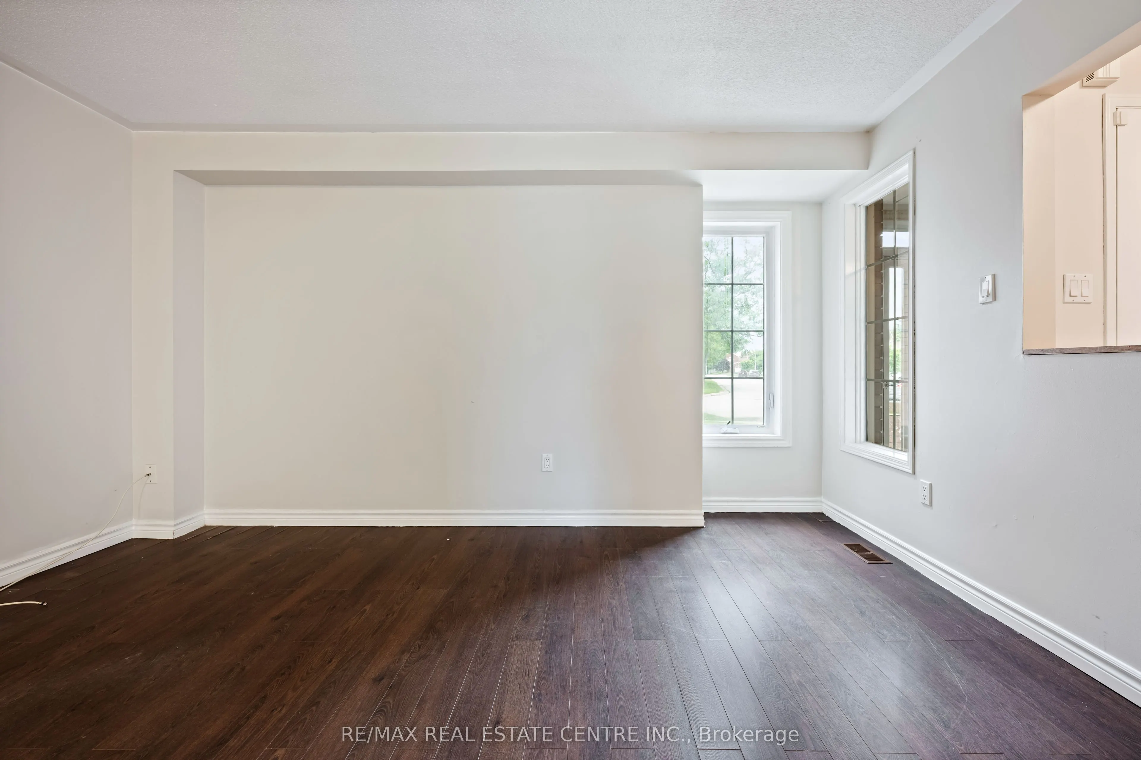 154 Howard Crescent